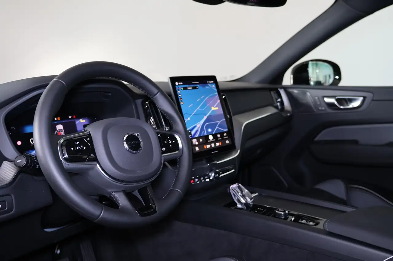 Volvo XC60 2026 — фото 13