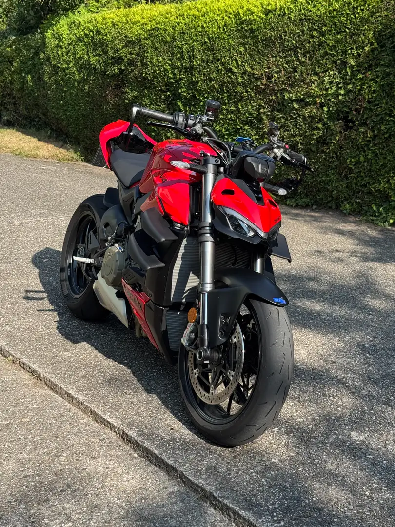 Ducati Streetfighter V4 Piros - 1