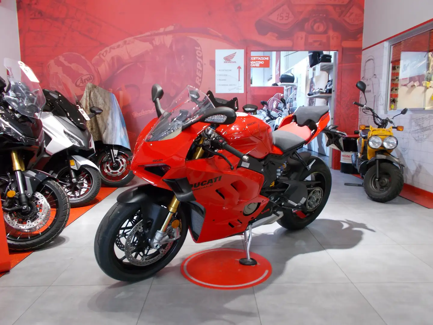 Ducati Panigale V4 S Rouge - 2