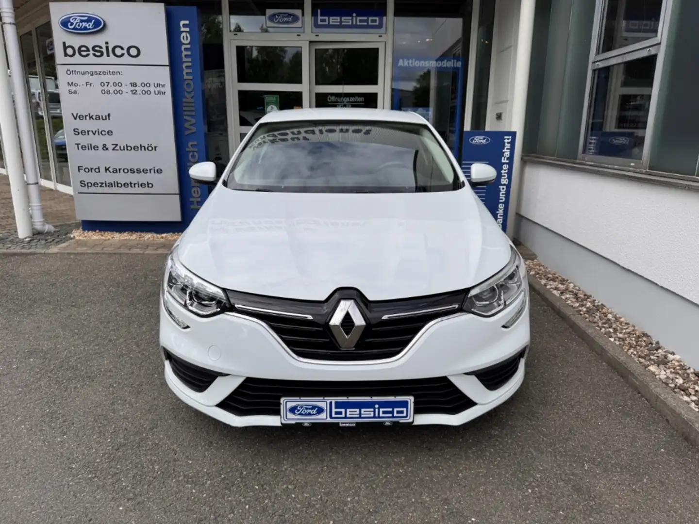 Renault Megane IV Grandtour Life+Klima+Temp+USB+LMF Weiß - 2