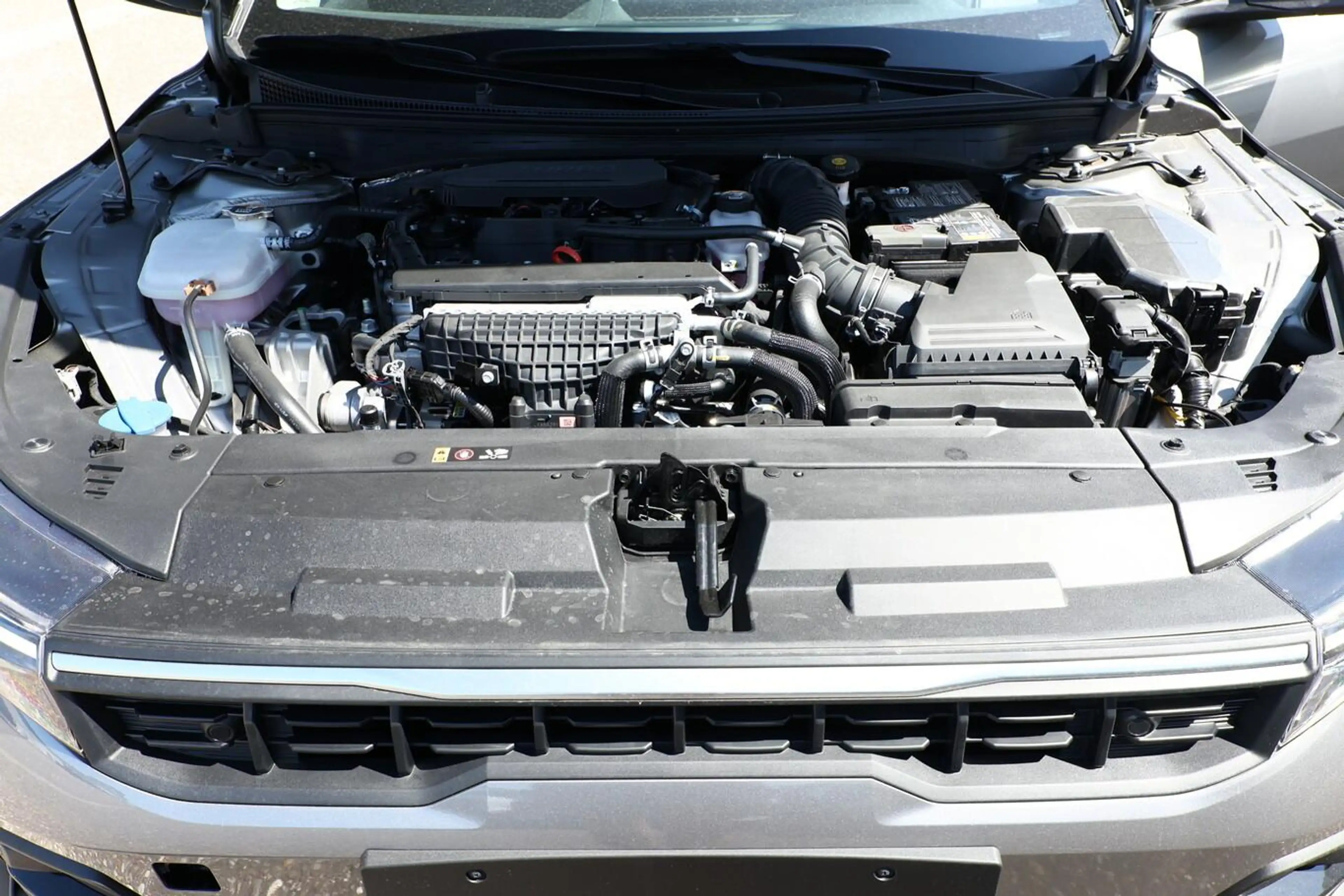Kia K4 Sportswagon Vision SW ACC LED Nav SHZ PrivG Tot... — photo 12