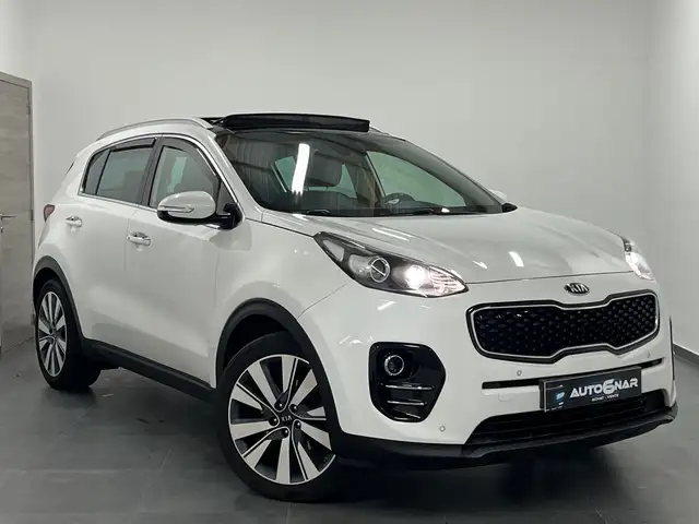 Kia Sportage 1.7 CRDi - Navi - CarPlay - Toit pano - Carnet