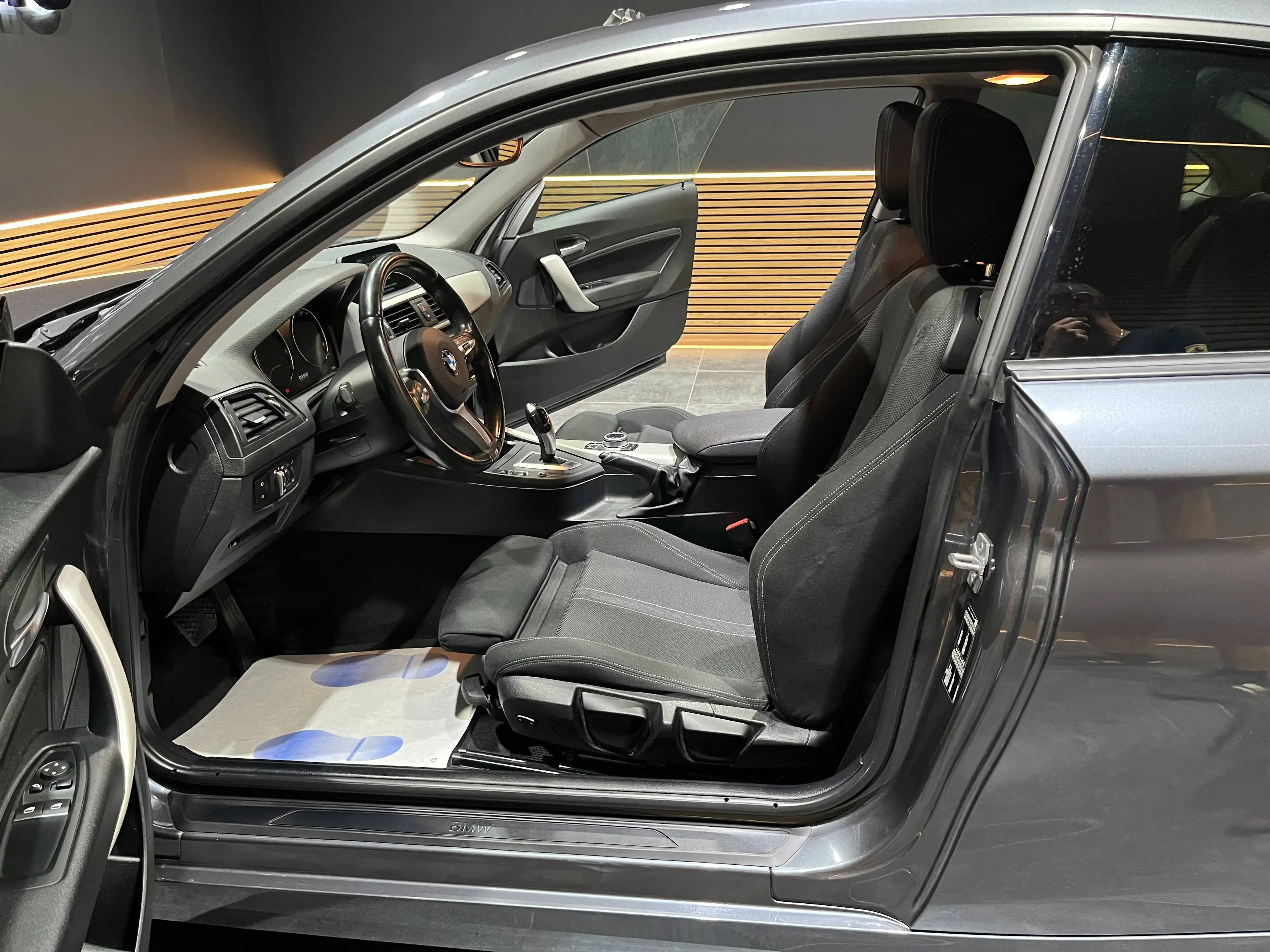 BMW 220 iA Coupé *PACK SPORT*TOIT OUVRANT*1ER PROPRIO*GARANTIE* — photo 8