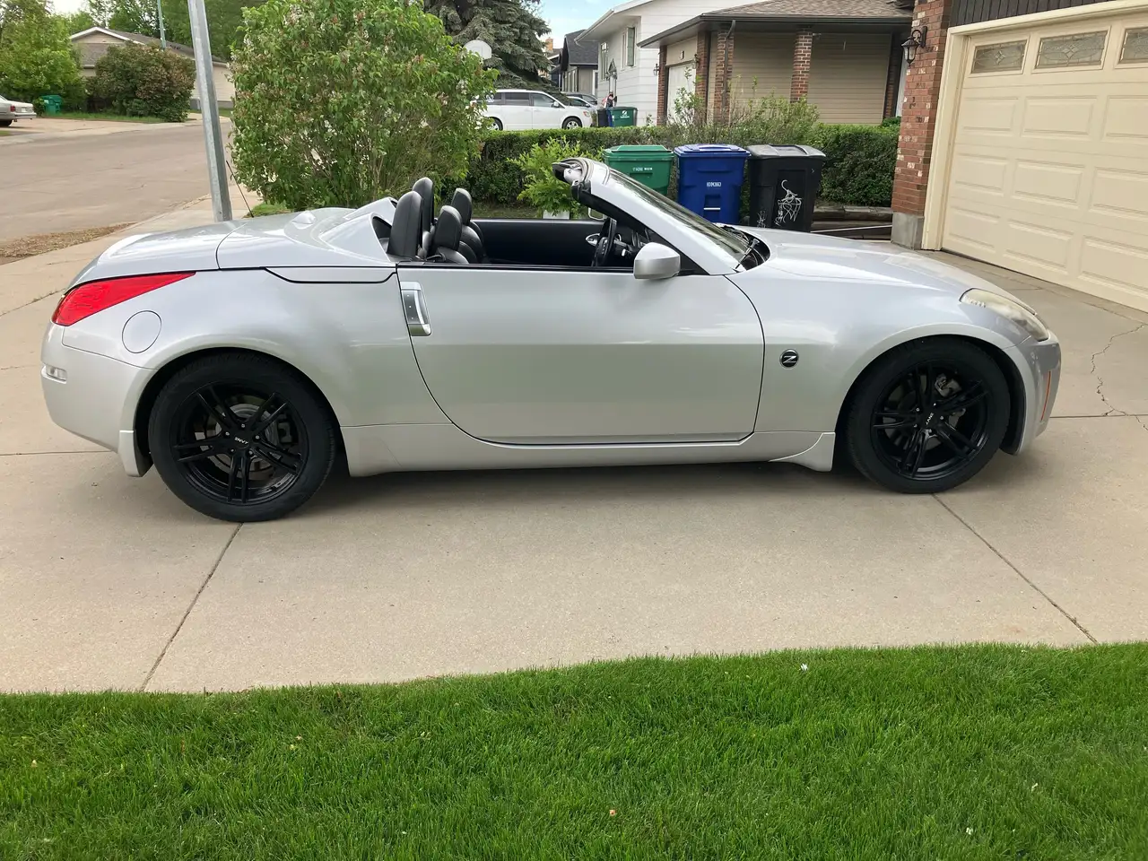 Nissan 350Z снимка Nissan 350Z