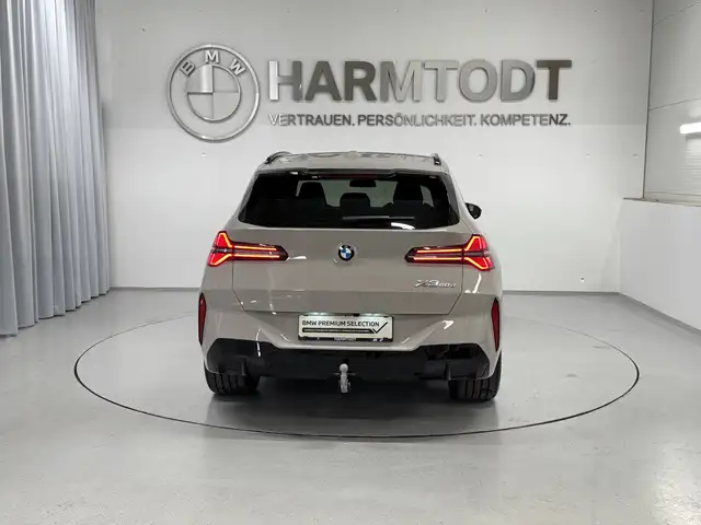 BMW X3 view 4