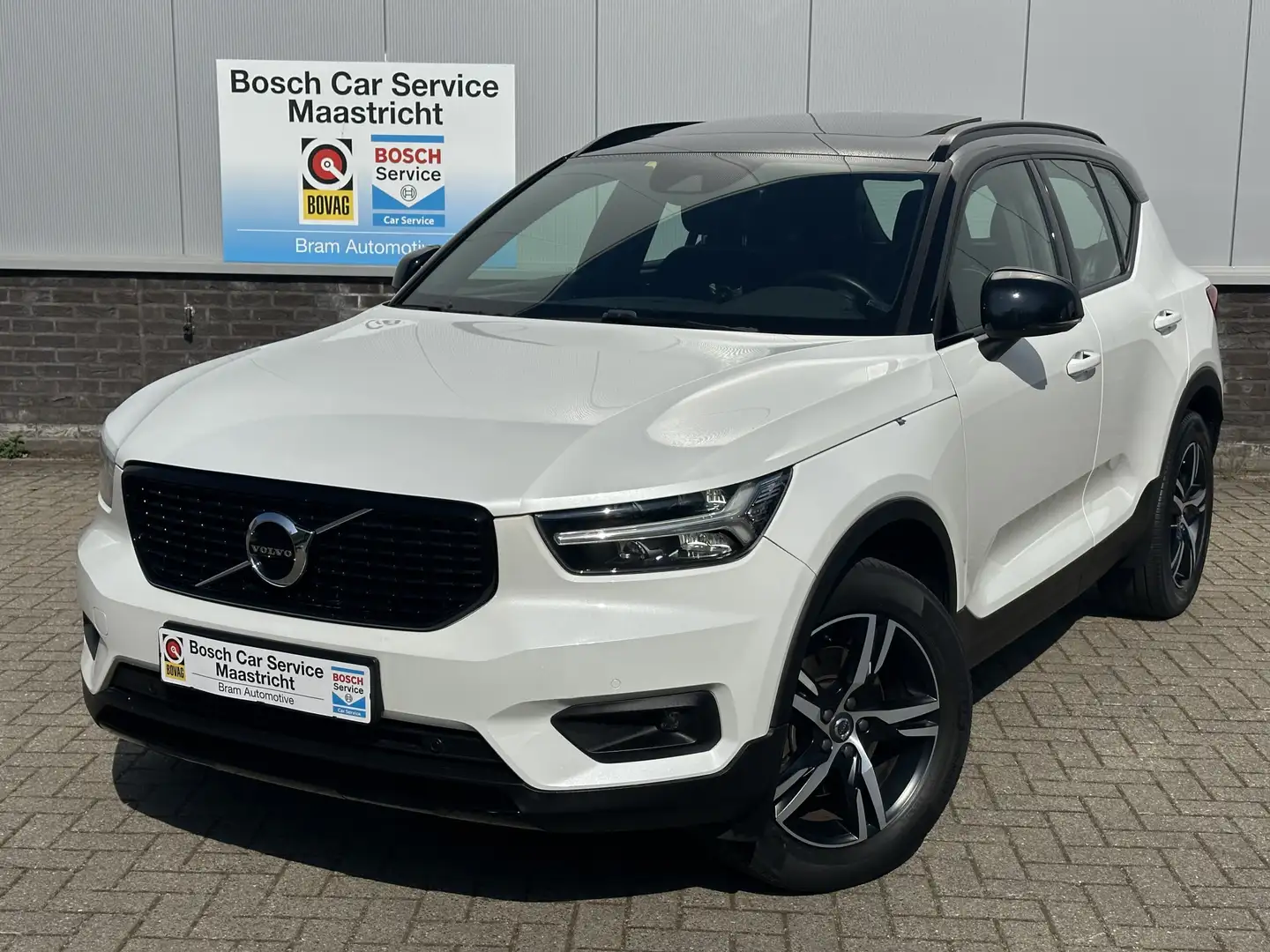 Volvo XC40 2.0 T4 AWD R-Design | Panoroma | 1. Eigenaar | Dea Blanco - 1