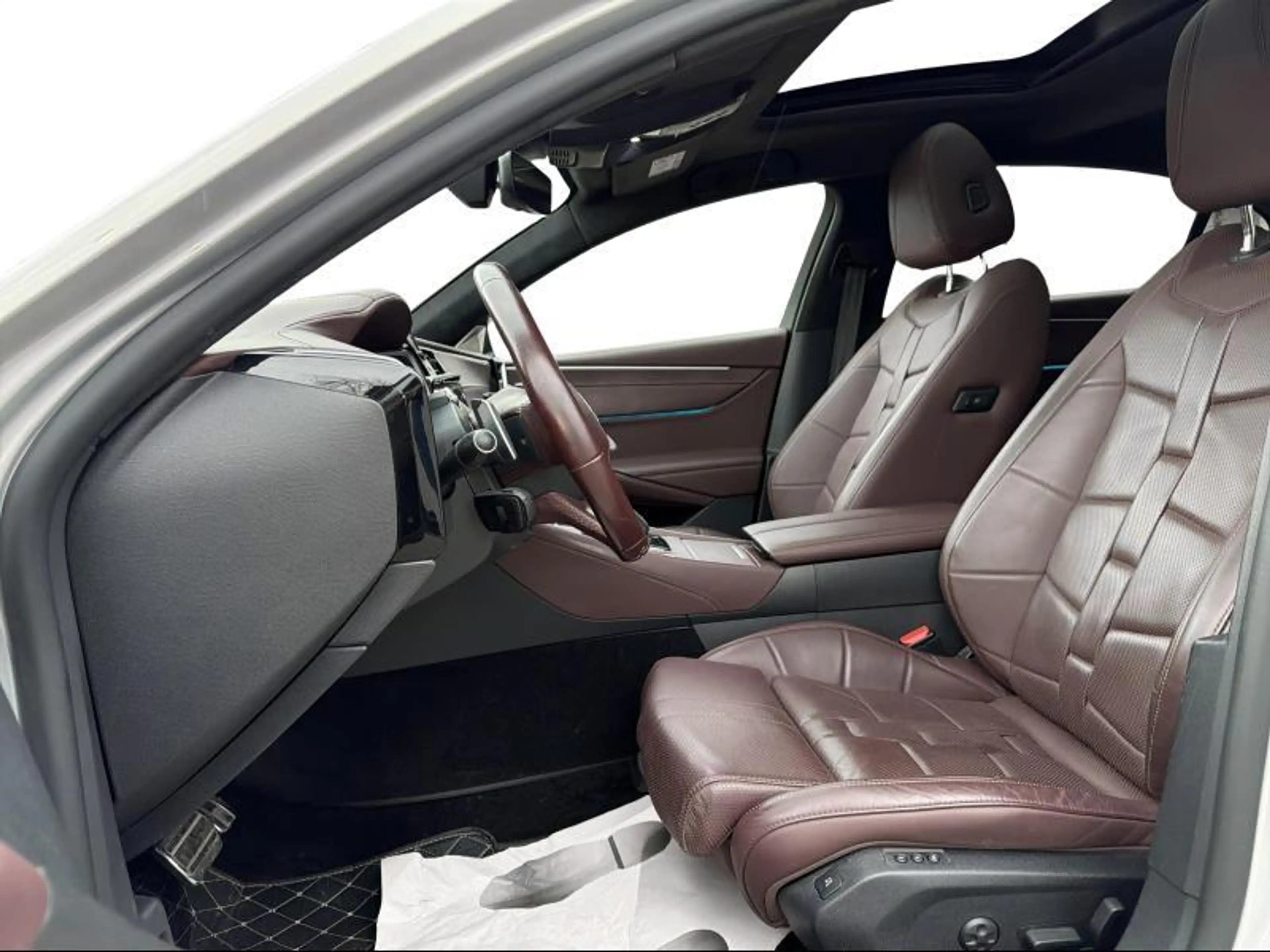 DS Automobiles DS 9 1.6 E-Tense Hybrid Rivoli + — photo 9