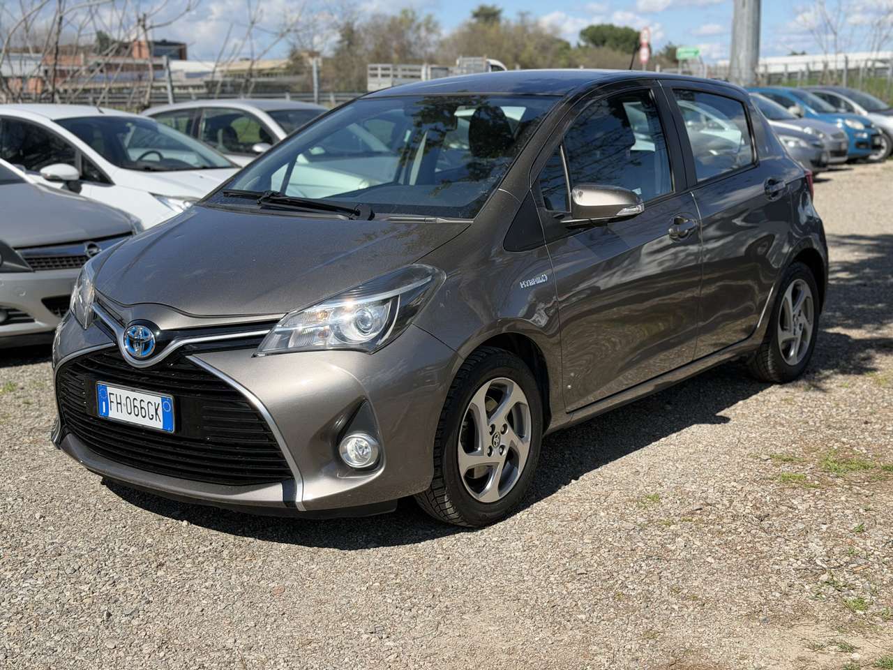 Toyota Yaris 5p 1.5h Style my16