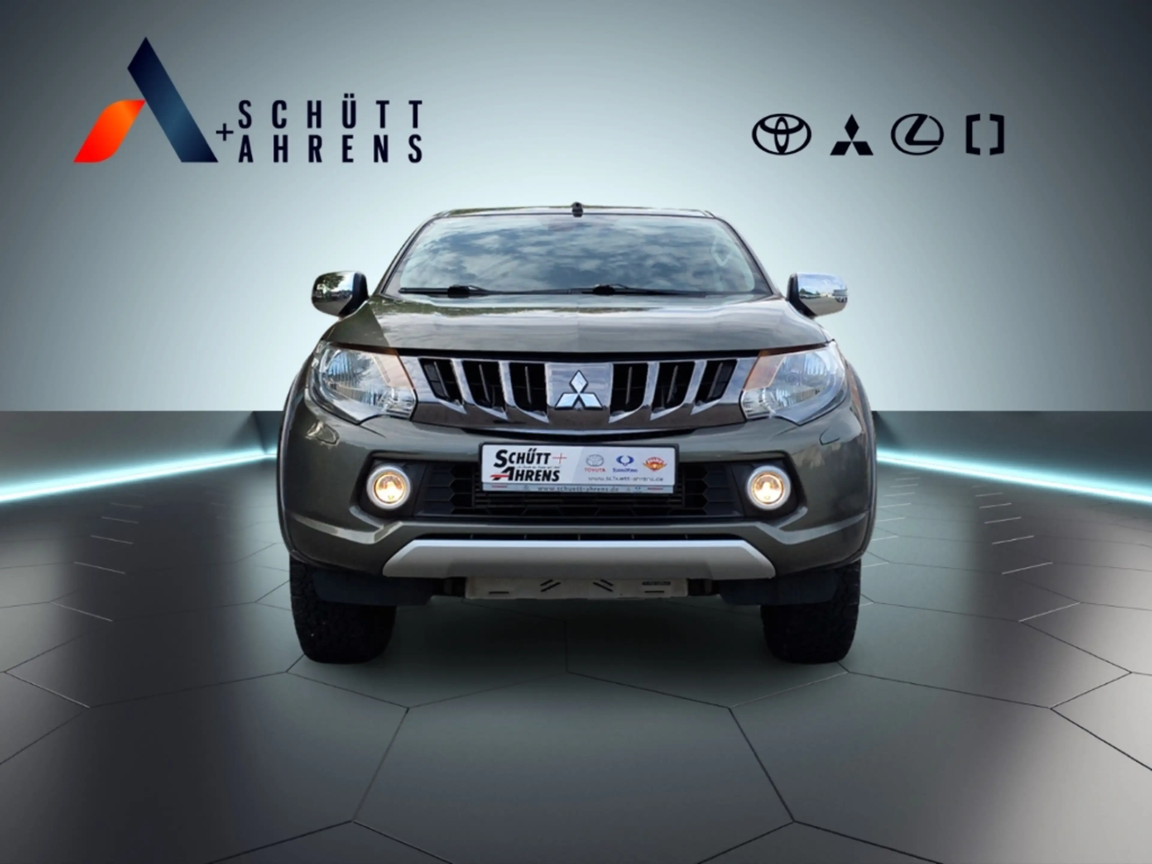 Mitsubishi L200 Plus Doppelkabine Klima Temp Spurhalteass. Bluetoo — photo 12