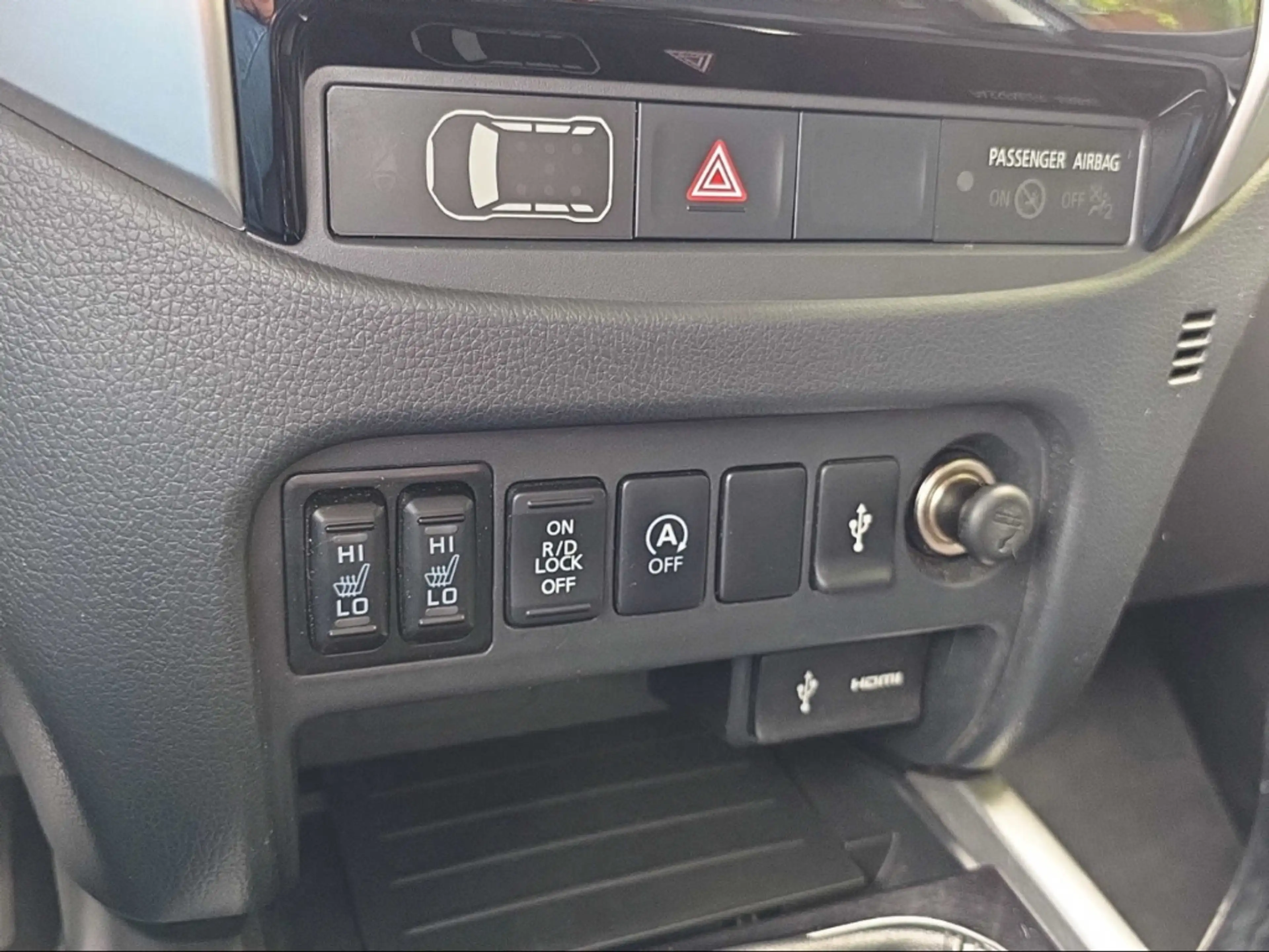Mitsubishi L200 Plus Doppelkabine Klima Temp Spurhalteass. Bluetoo — photo 15