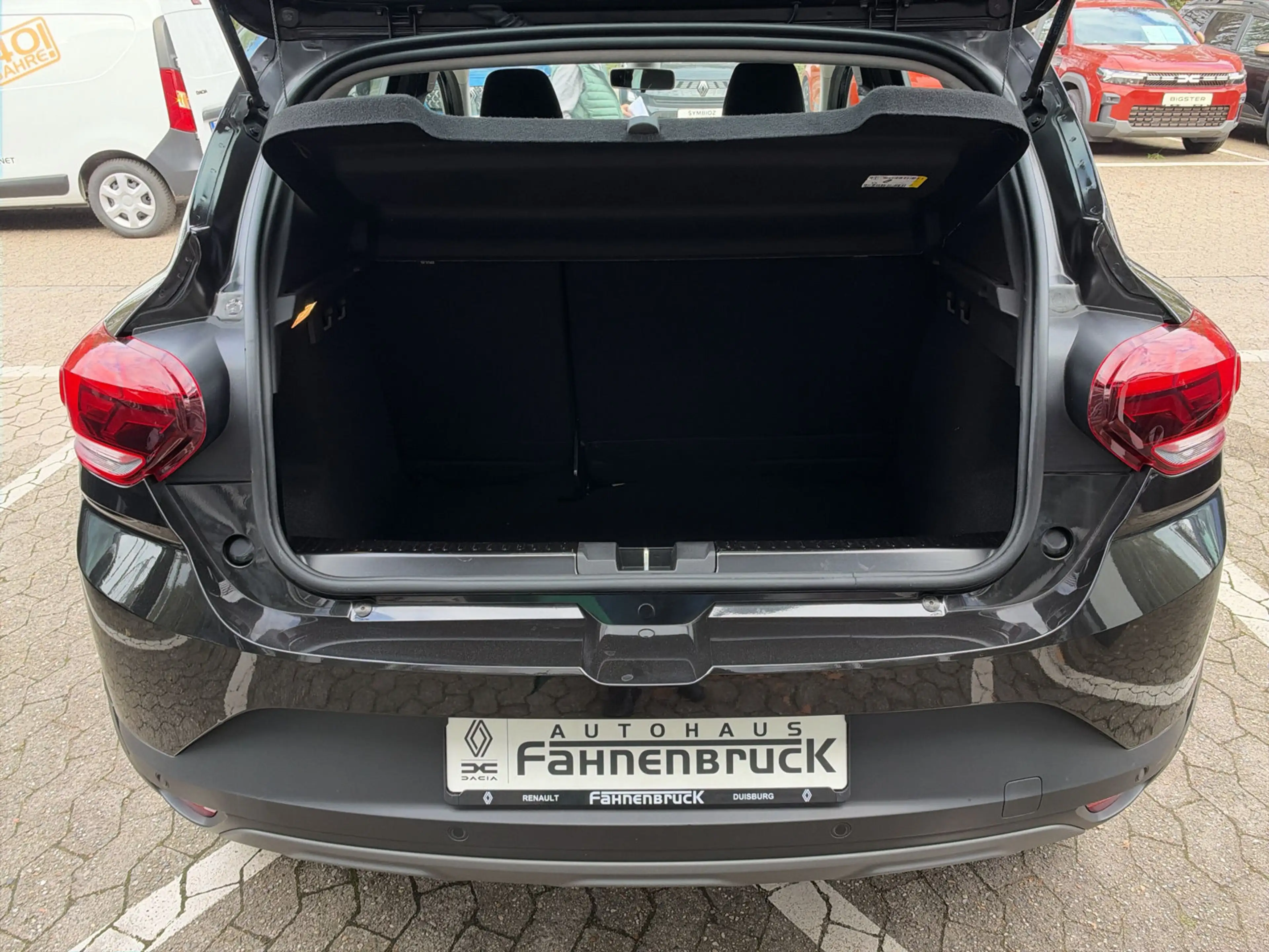 Dacia Sandero Stepway Expression TCe 90 CVT PDC Klima — photo 8