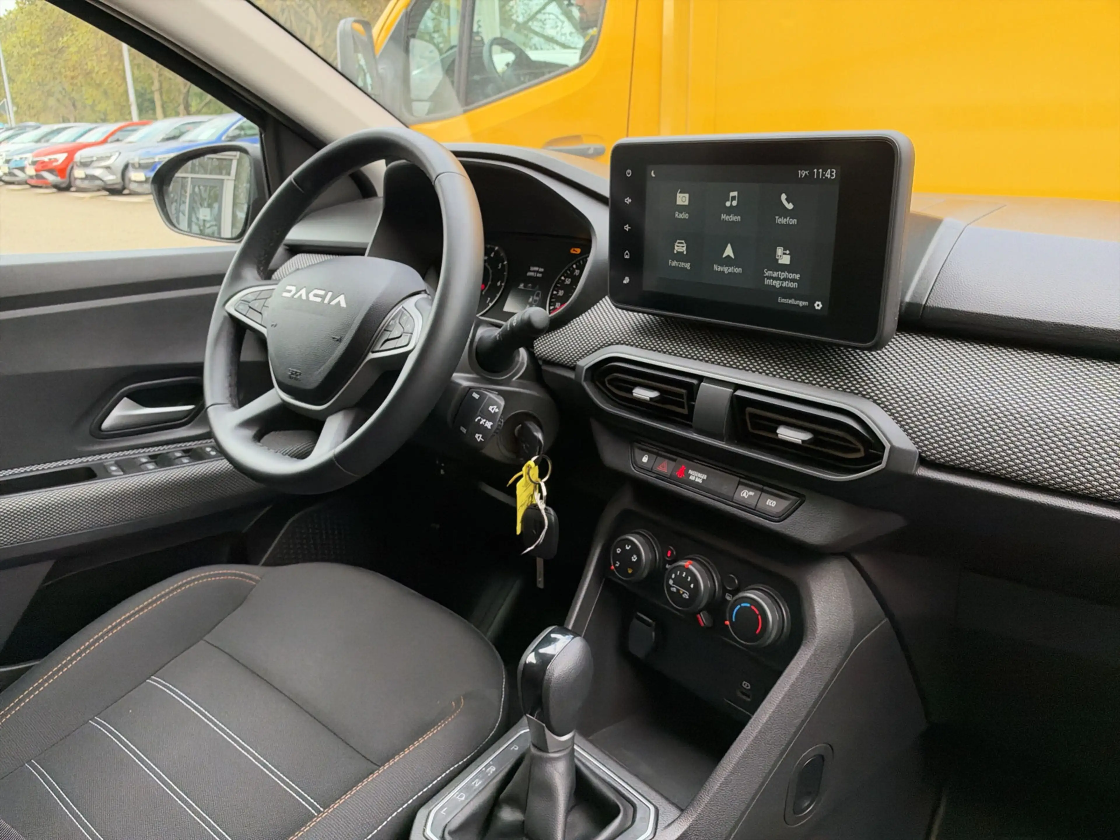Dacia Sandero Stepway Expression TCe 90 CVT PDC Klima — photo 9