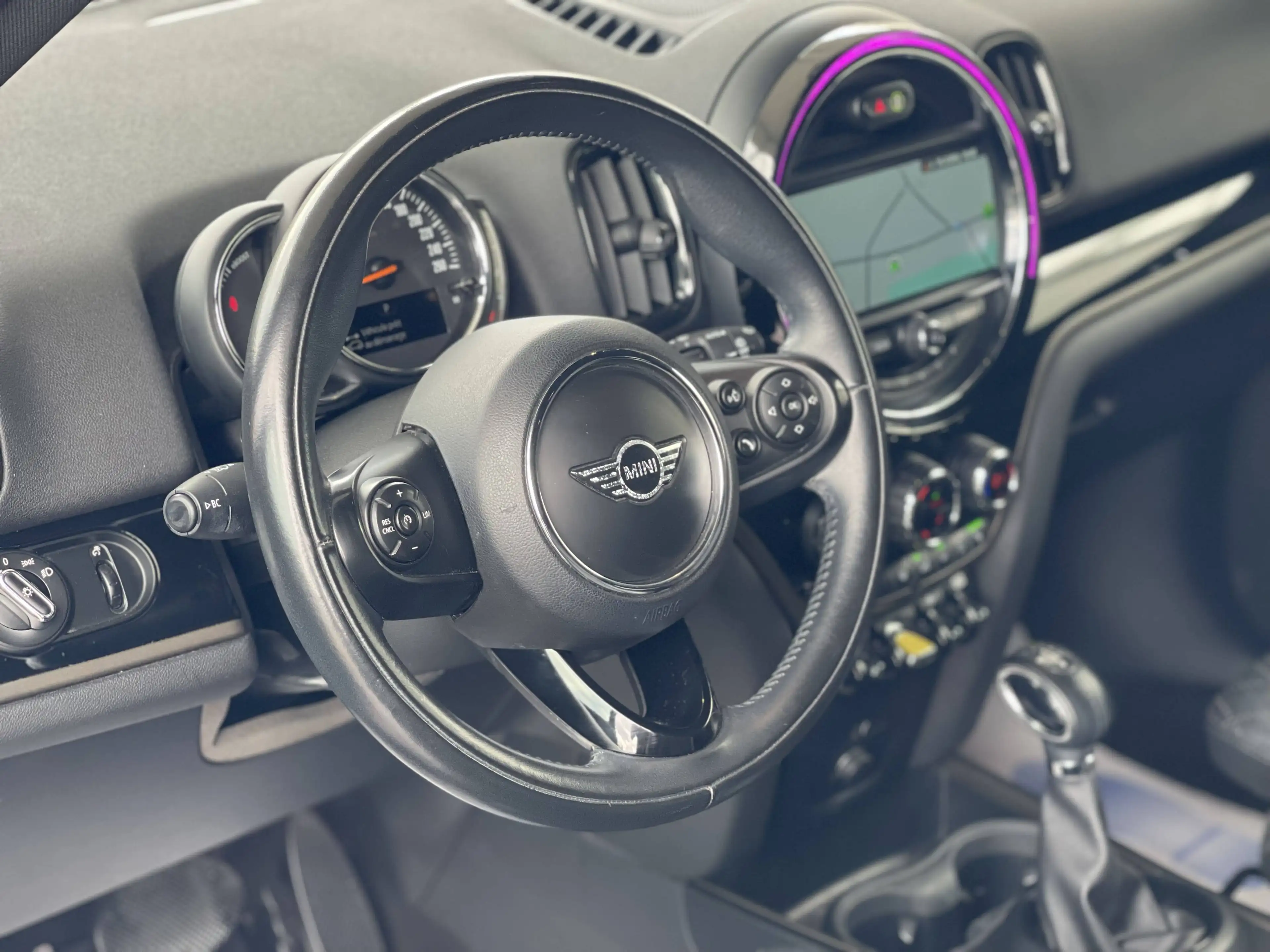 MINI Cooper SE Countryman 1.5iA PHEV ALL4 *** GARANTIE + LED + GPS PRO + CUIR *** — photo 13