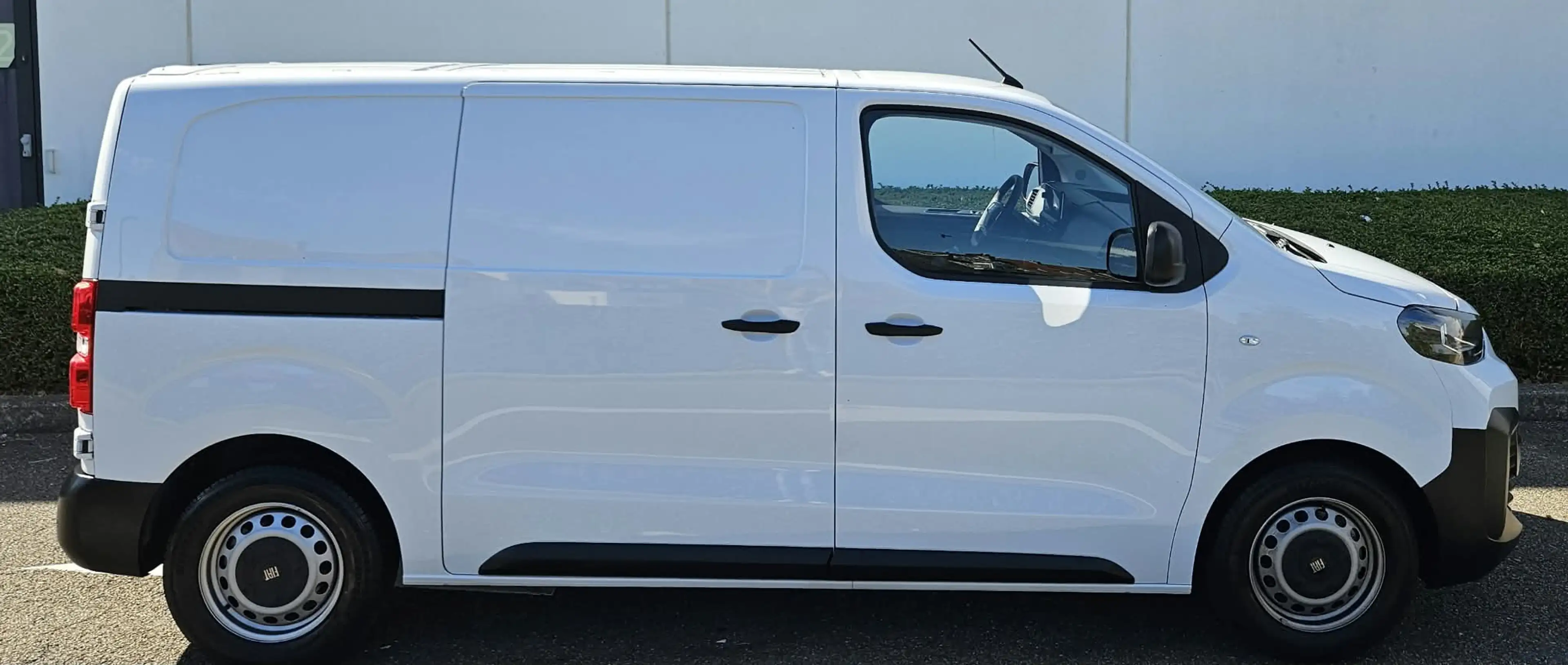 Fiat Scudo *** NEW - 06/2026 - 1.5 JTD - L2 - 3 seats - 120 Hp - Camera - Garantie *** — photo 10