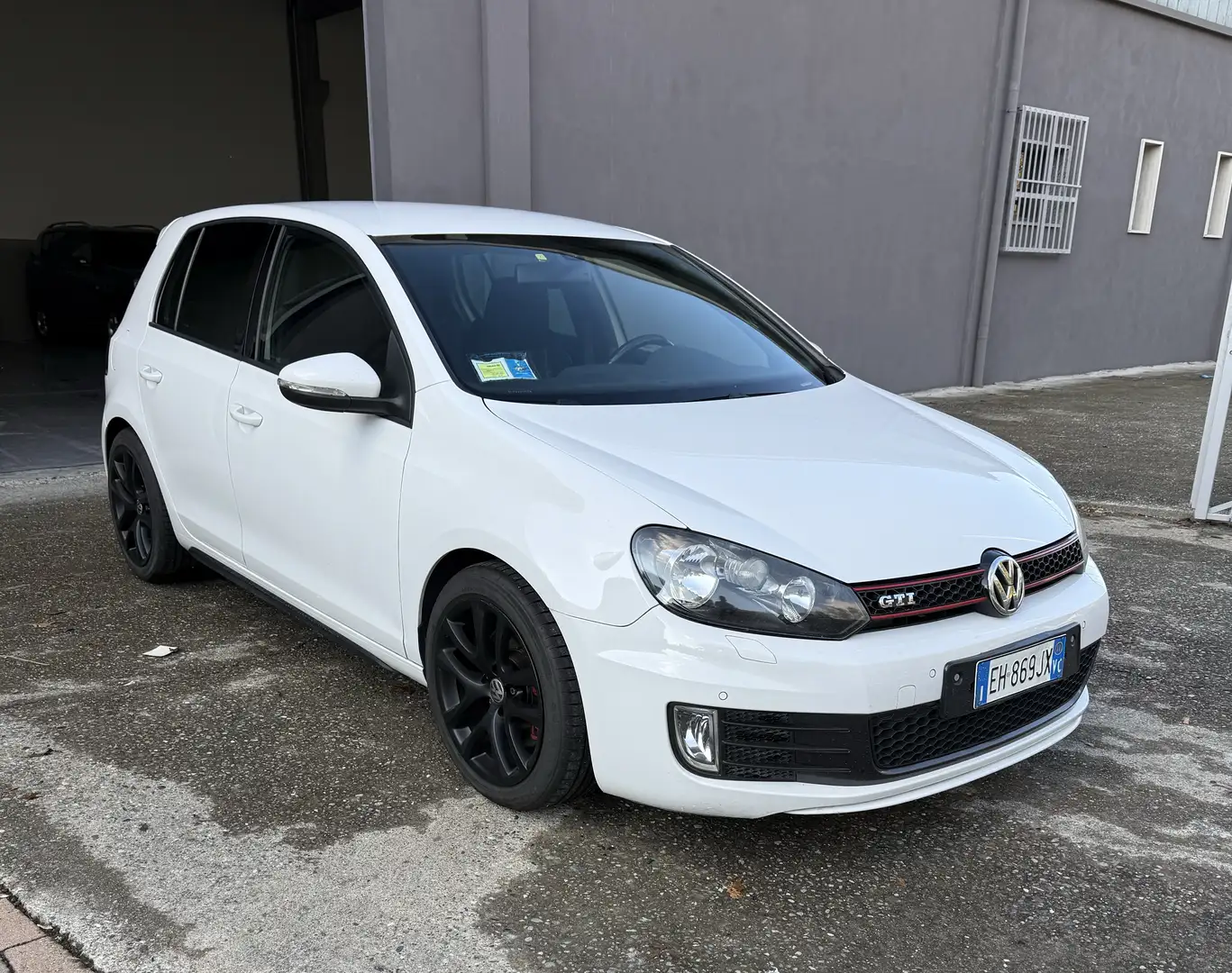 Volkswagen Golf GTI - 1