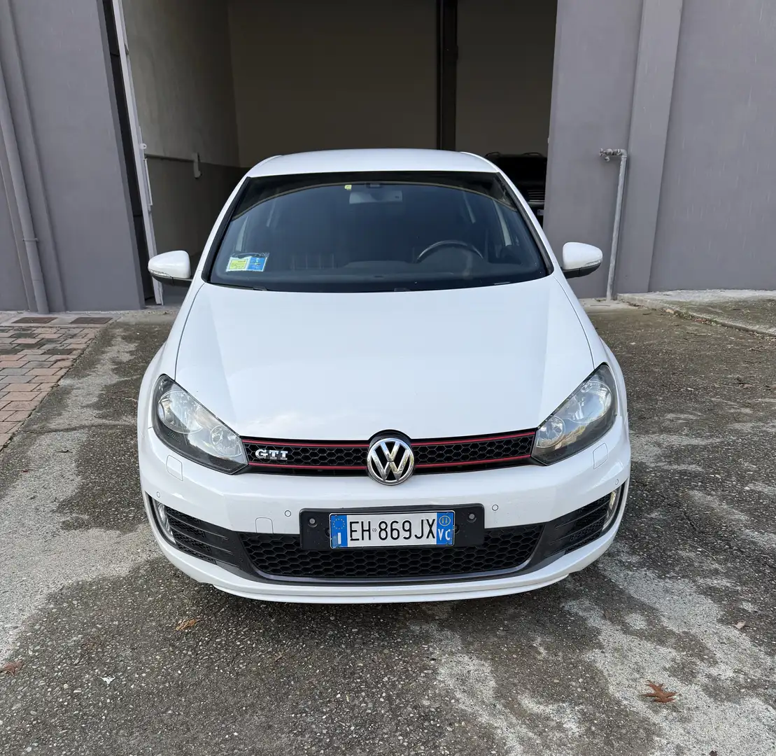 Volkswagen Golf GTI - 2