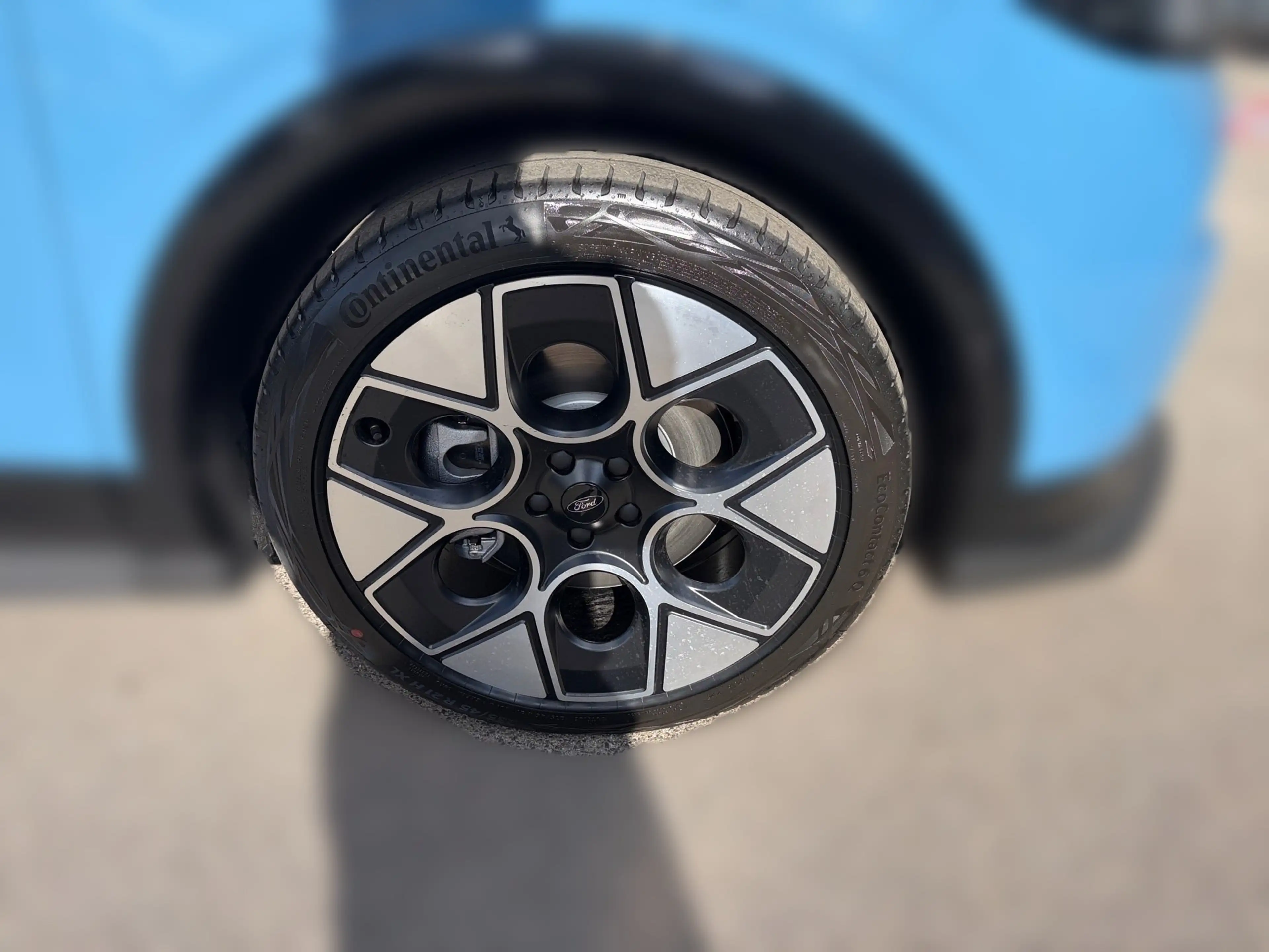 Ford Capri Collection 79 kWh Extended Range — photo 6