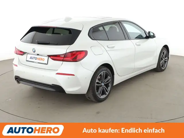 BMW 1 Series view 6