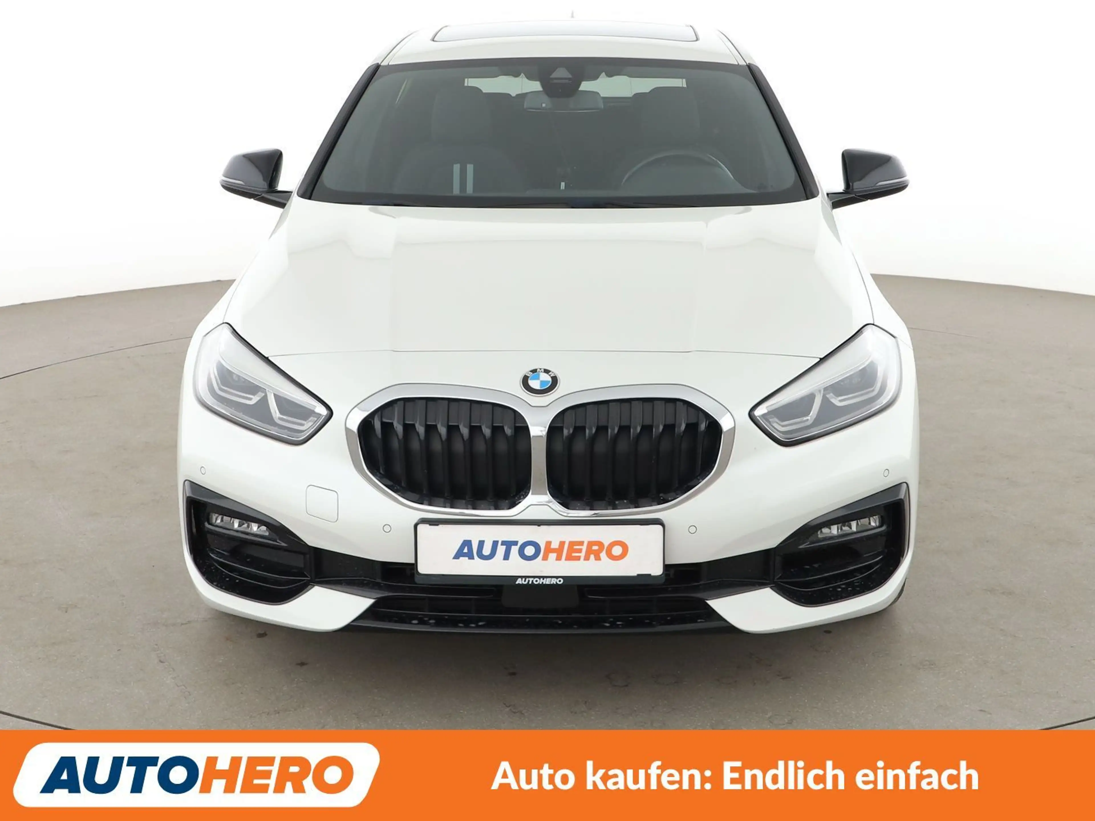 BMW 118 118i Sport Line Aut.*NAVI*TEMPO*LED*CAM*SHZ*PDC* — photo 9