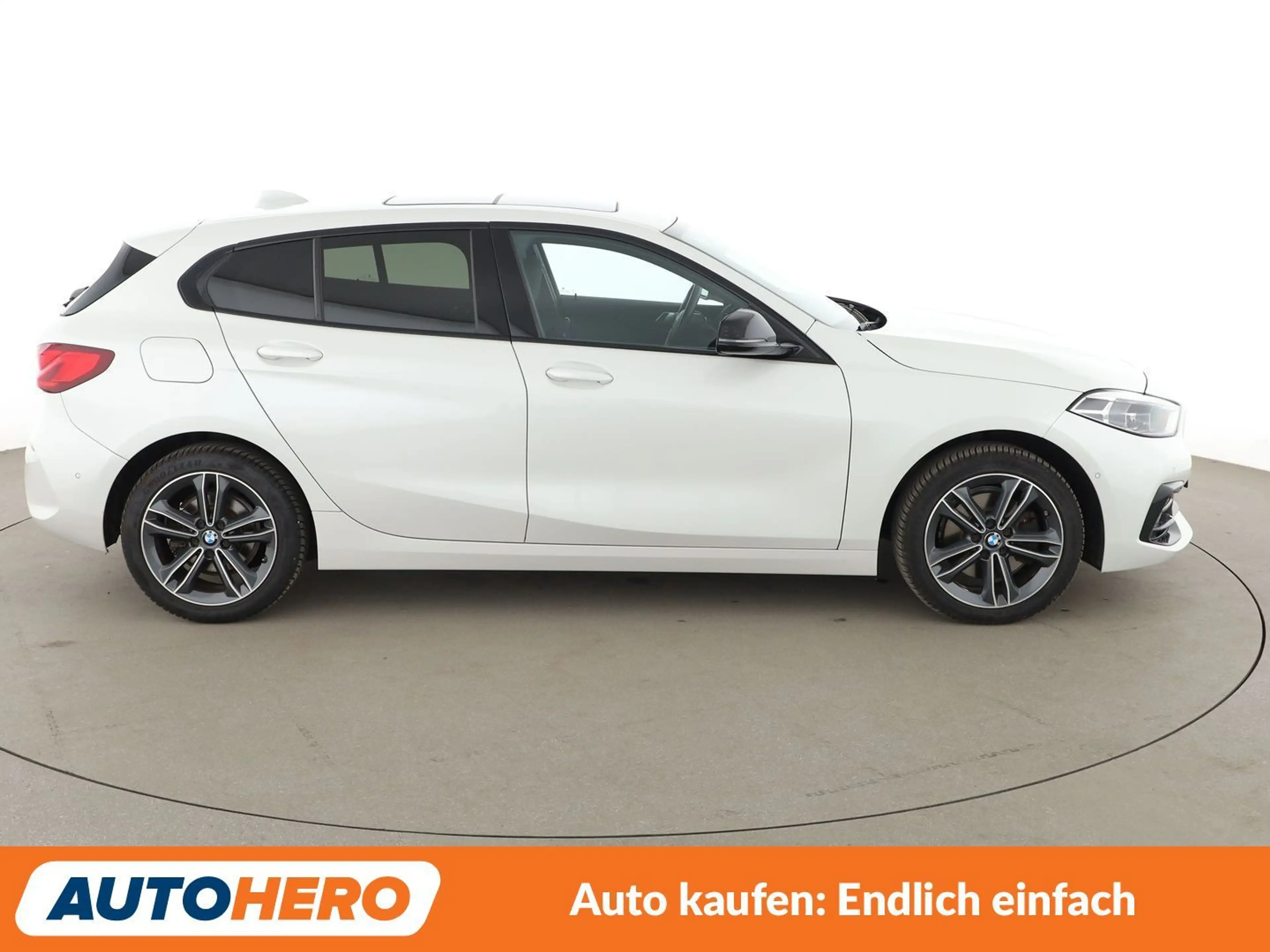 BMW 118 118i Sport Line Aut.*NAVI*TEMPO*LED*CAM*SHZ*PDC* — photo 7
