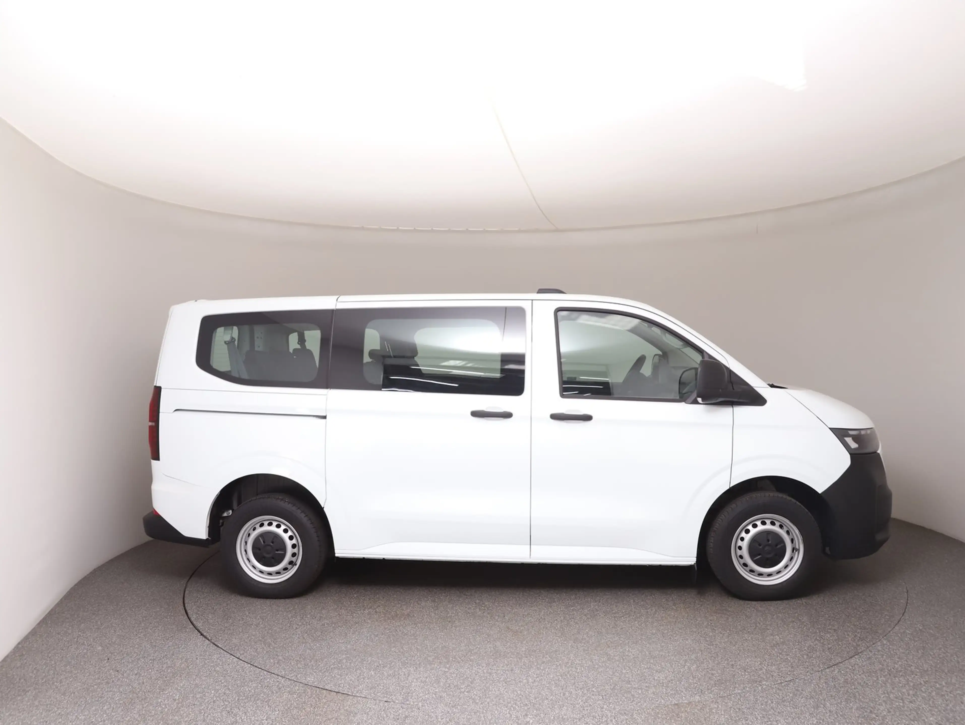 Volkswagen Transporter Kombi TDI — photo 4