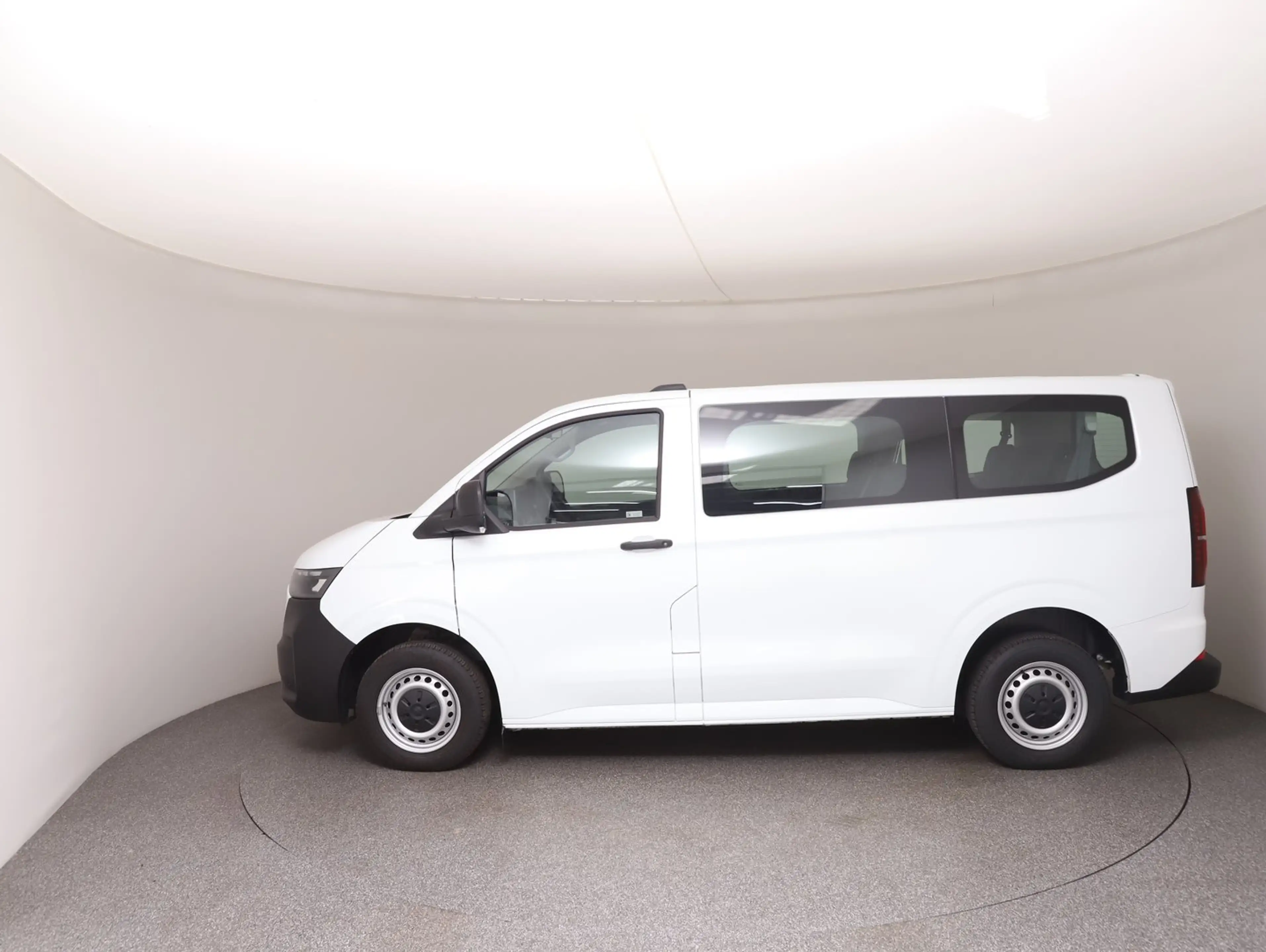 Volkswagen Transporter Kombi TDI — photo 8