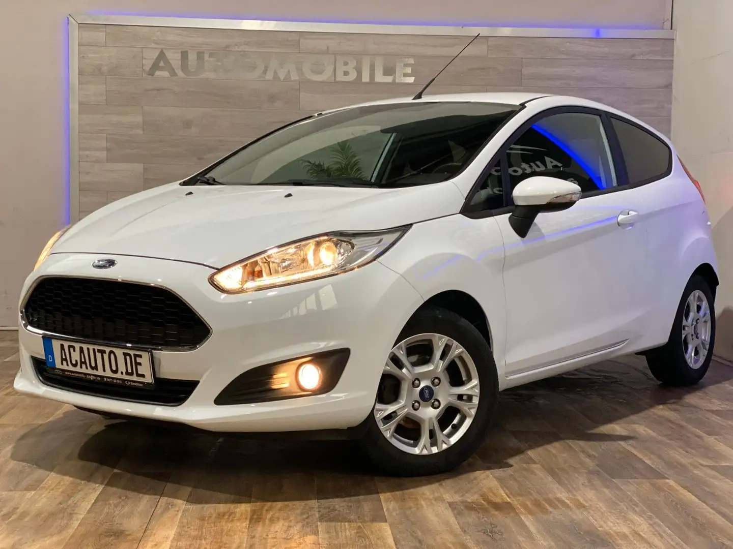 Ford Fiesta Trend 1,25+SHZ+KLIMA Weiß - 1