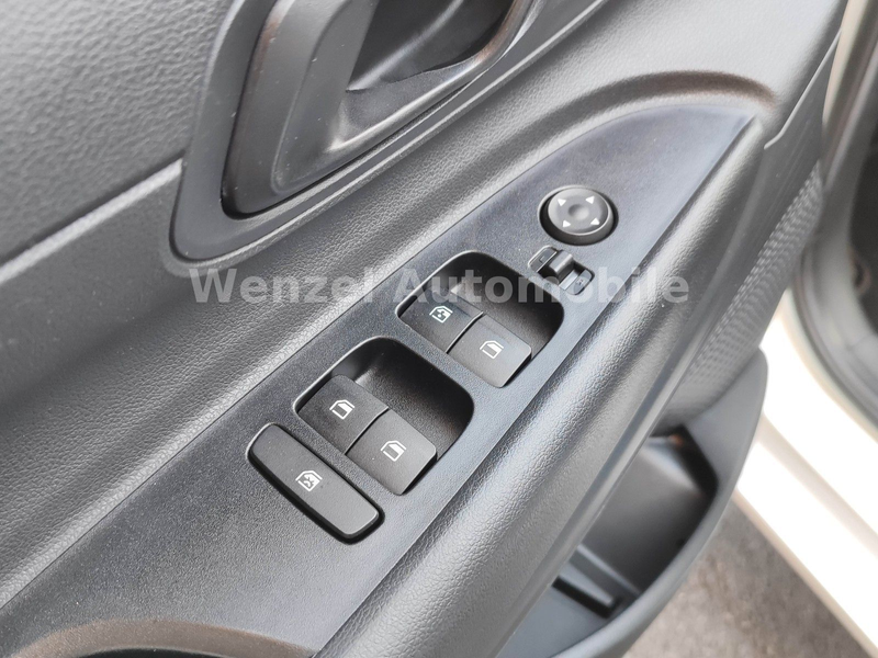 Hyundai i20 *CARPLAY*PDC*KAM*SITZHZG.*LENKRADHZG* — photo 10