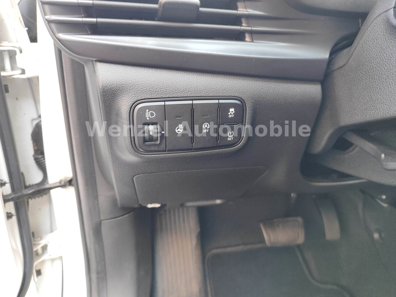 Hyundai i20 *CARPLAY*PDC*KAM*SITZHZG.*LENKRADHZG* — photo 13
