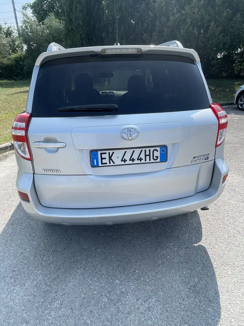 Toyota RAV 4 RAV4 Crossover 2.2 d-4d Exclusive 150cv Plateado - 2