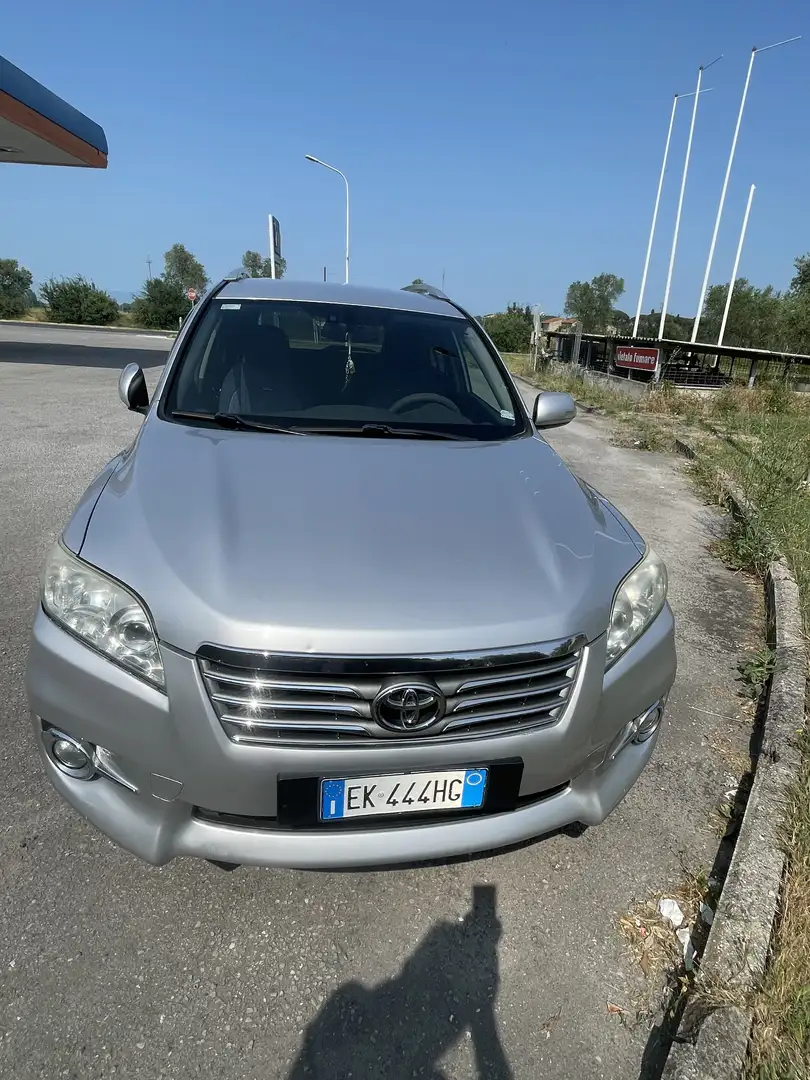 Toyota RAV 4 RAV4 Crossover 2.2 d-4d Exclusive 150cv Plateado - 1