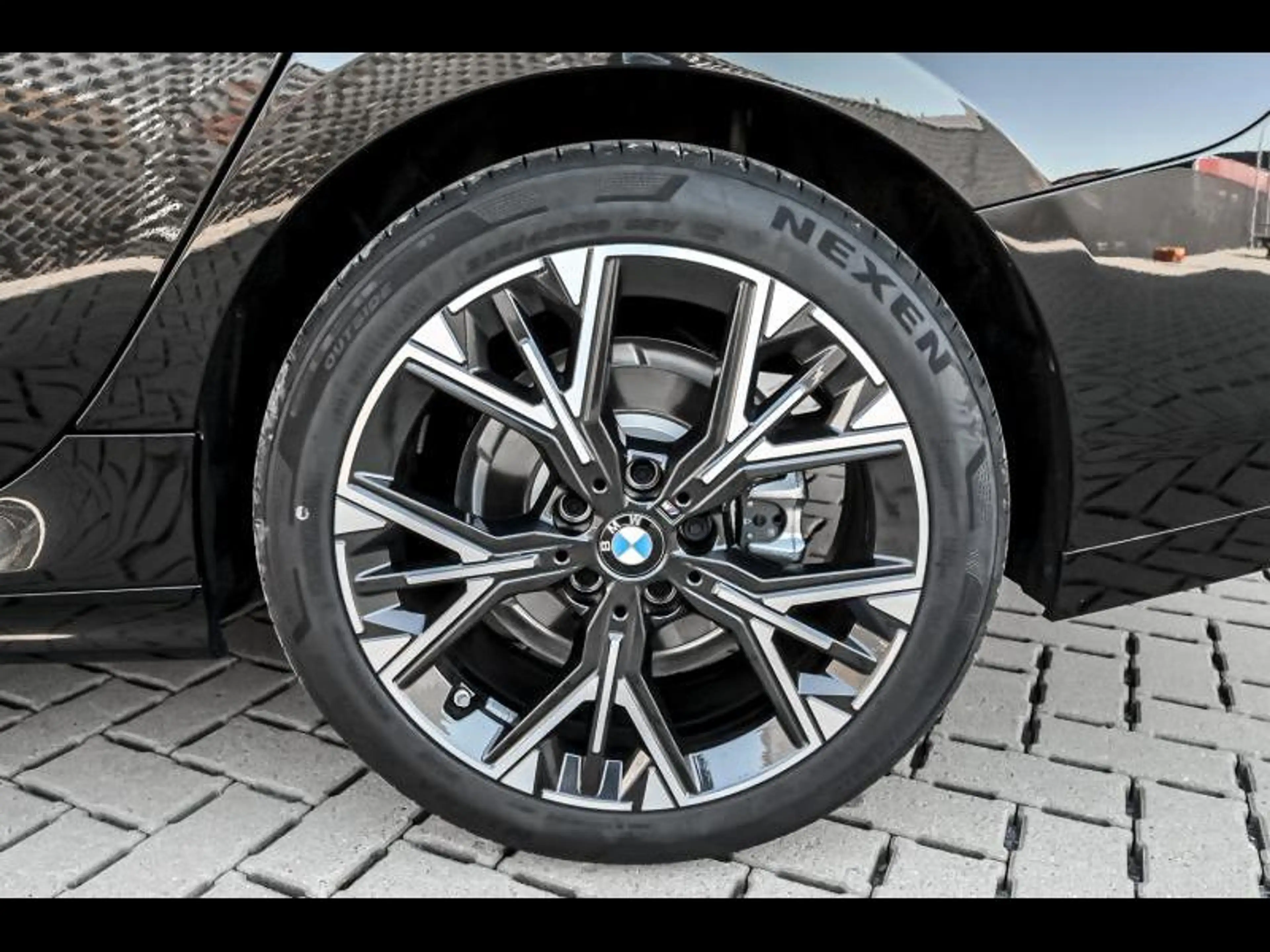 BMW 216 Gran Coupé — photo 8
