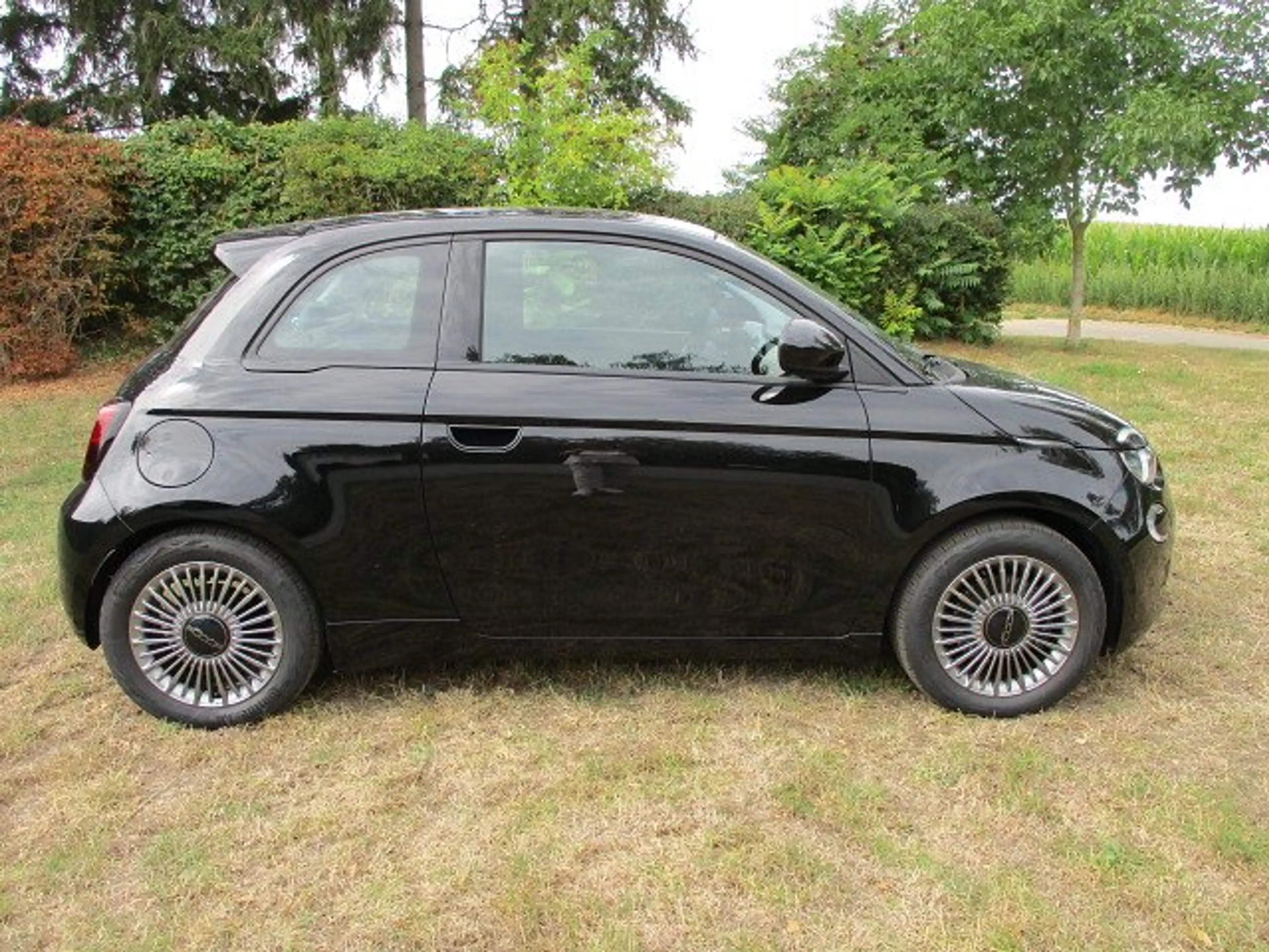 Fiat 500e 500e Lim. Basis — photo 3