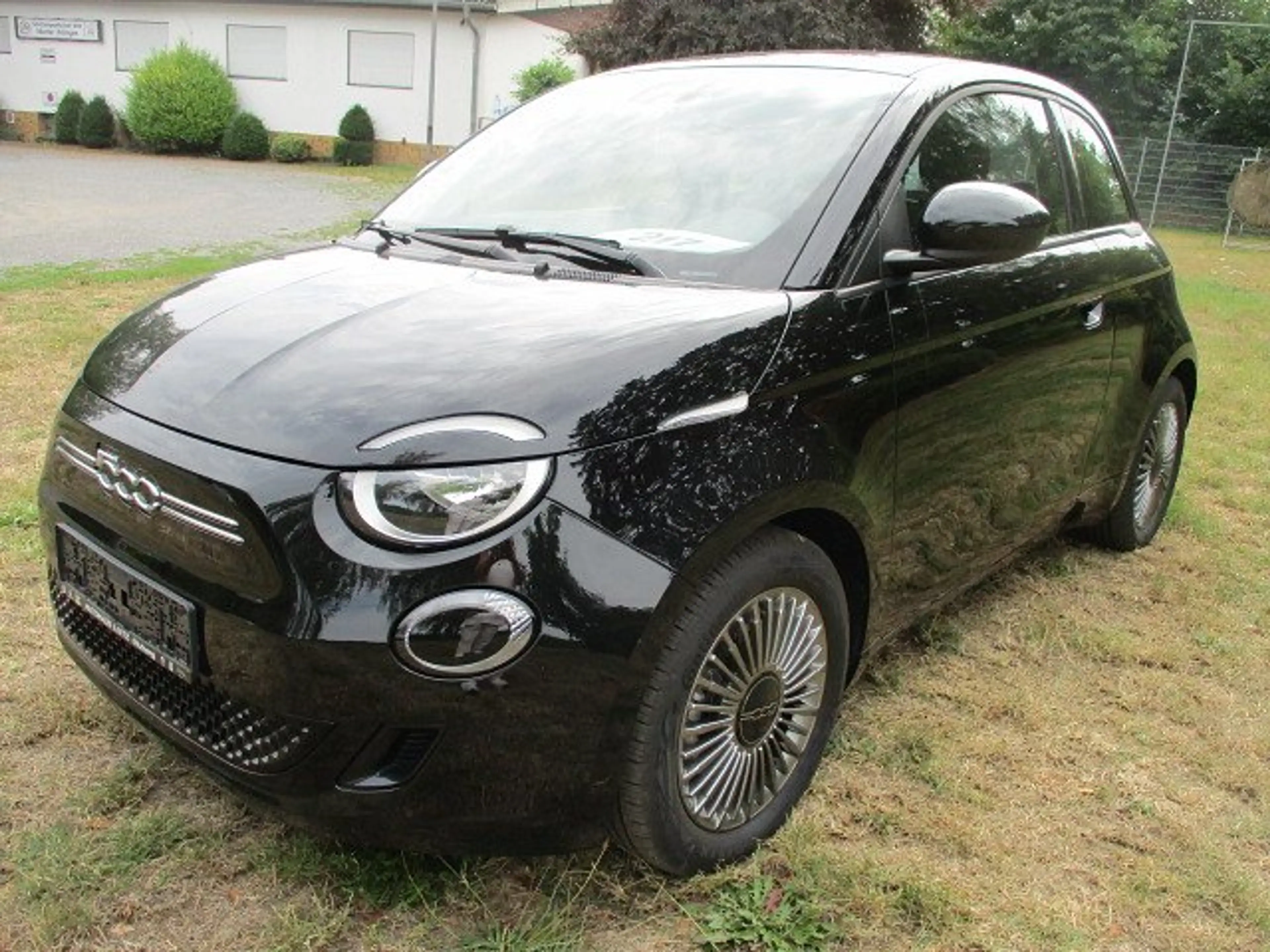 Fiat 500e 500e Lim. Basis — photo 2