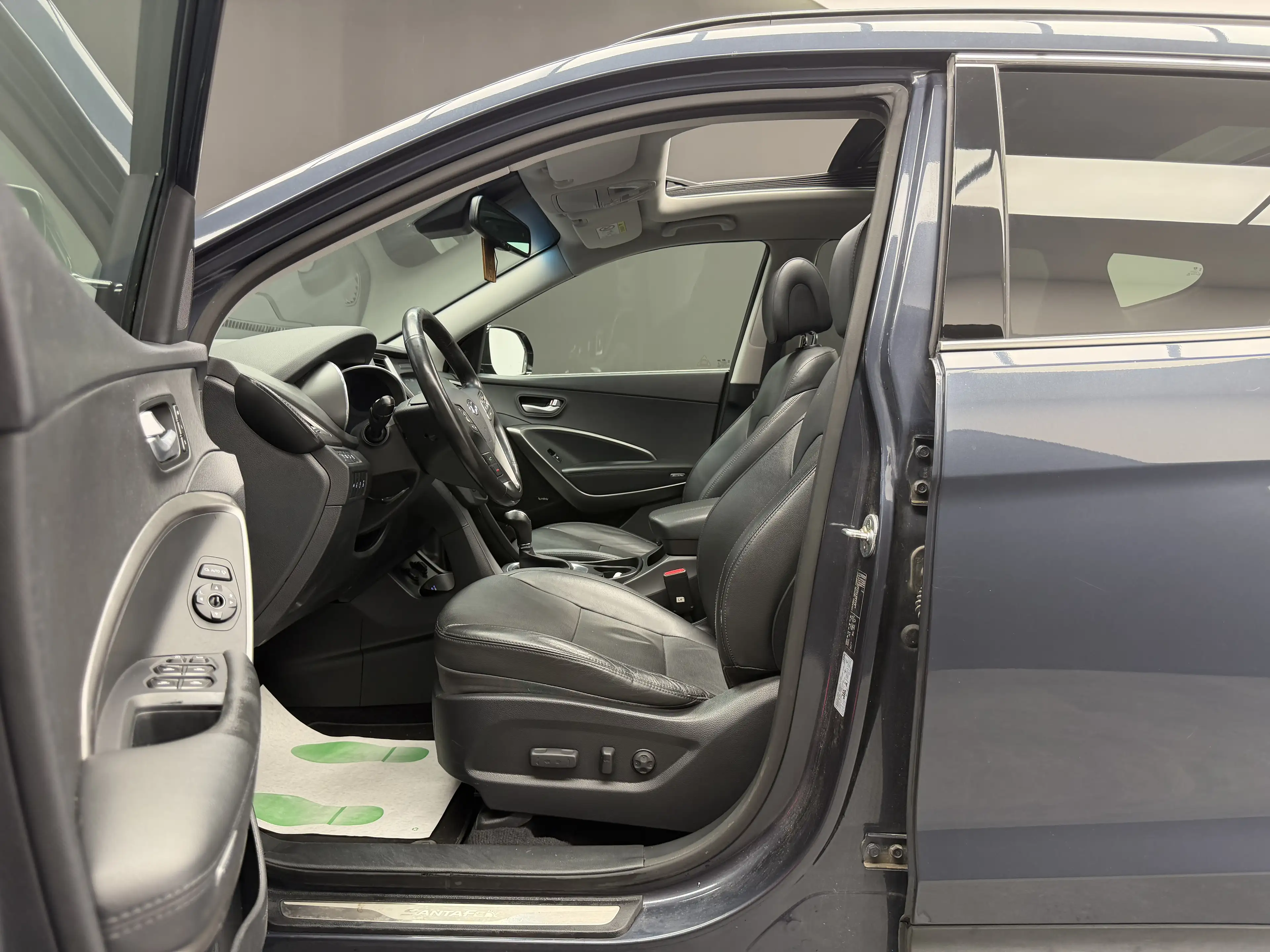 Hyundai SANTA FE 2.2 CRDi 4WD Executive *CUIR + GPS + CAMÉRA + REGU — photo 8