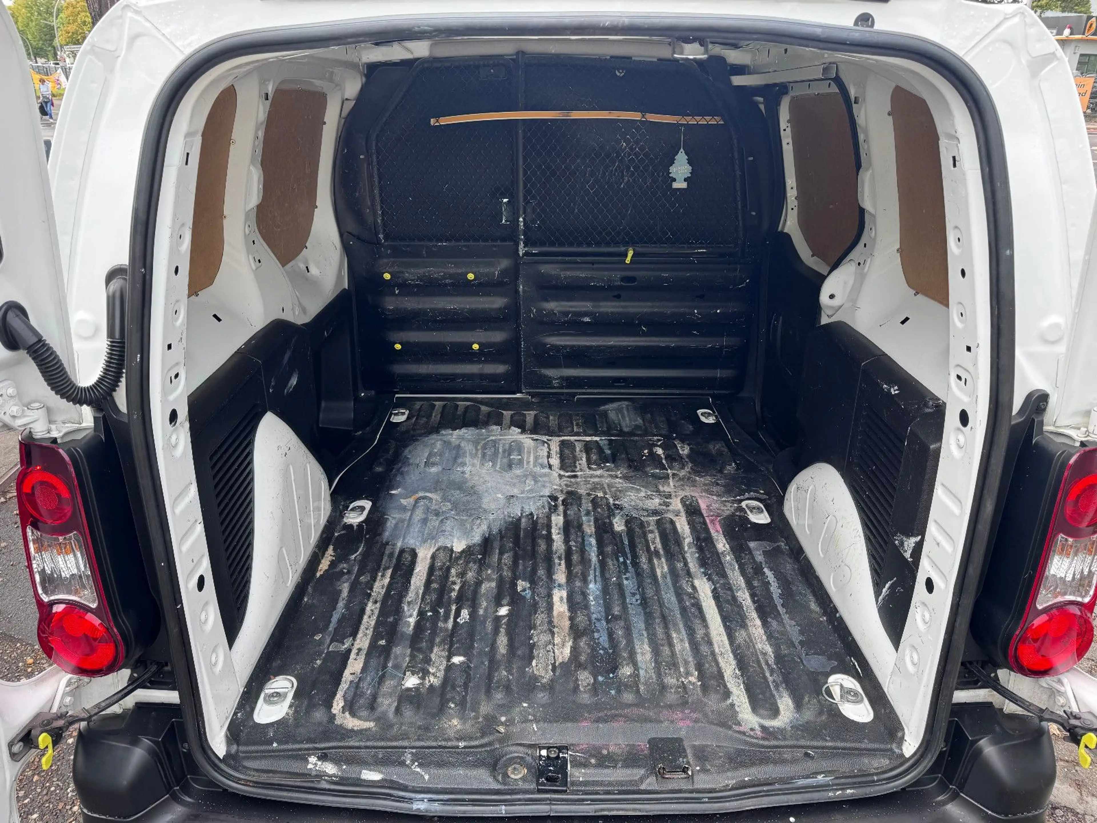 Citroen Berlingo Kasten Business L1*73KW*PDC*KLIMA*1.HAN — photo 9