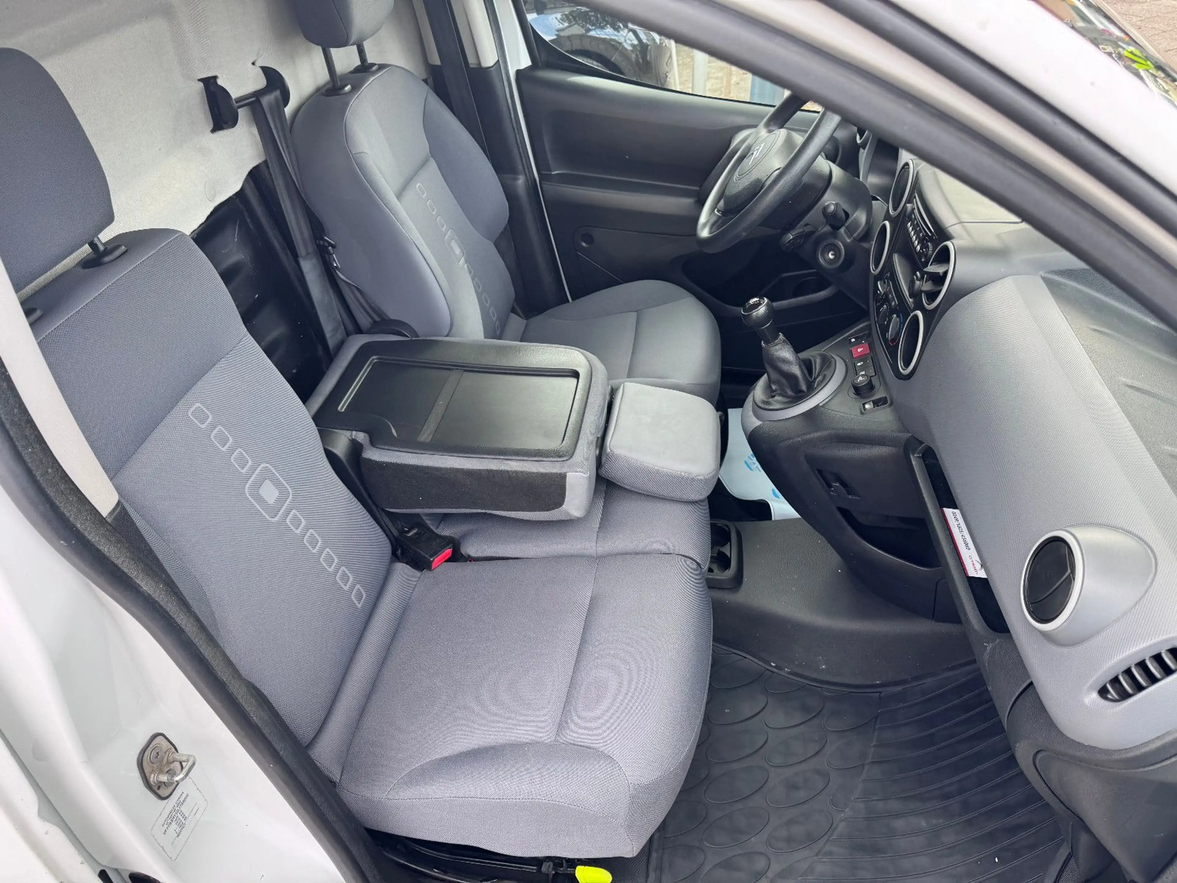 Citroen Berlingo Kasten Business L1*73KW*PDC*KLIMA*1.HAN — photo 15