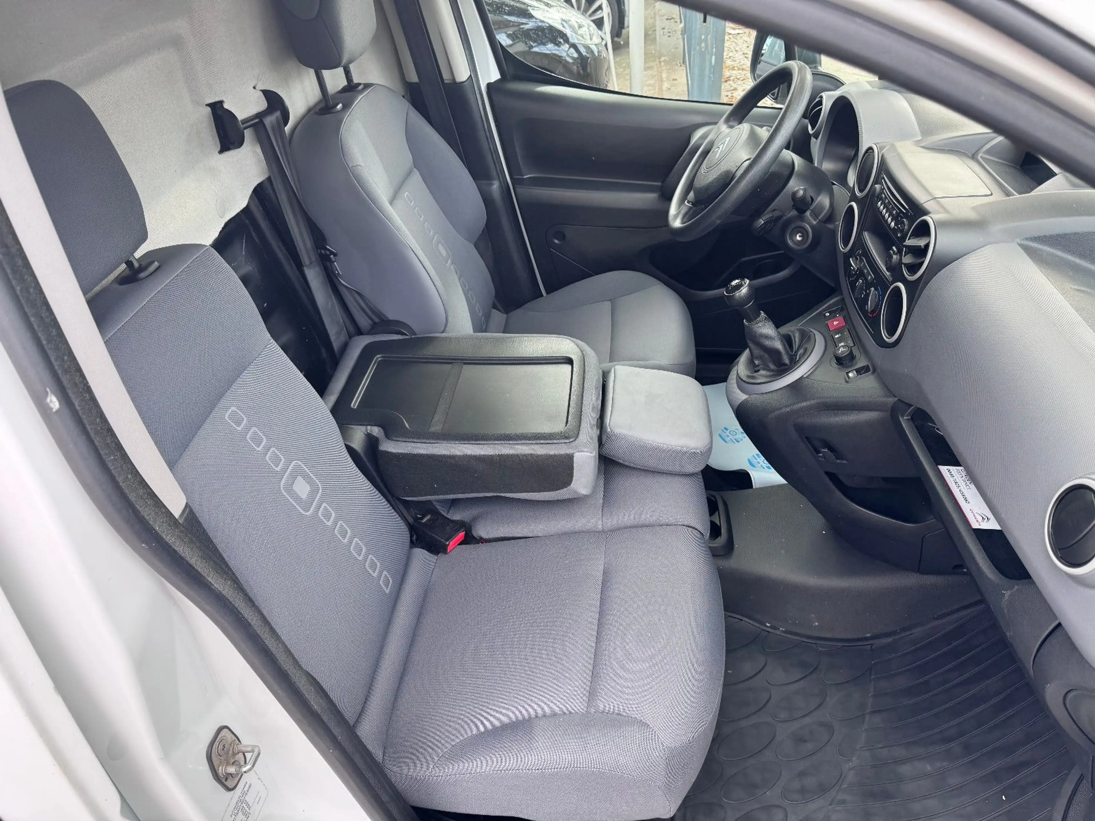 Citroen Berlingo Kasten Business L1*73KW*PDC*KLIMA*1.HAN — photo 14