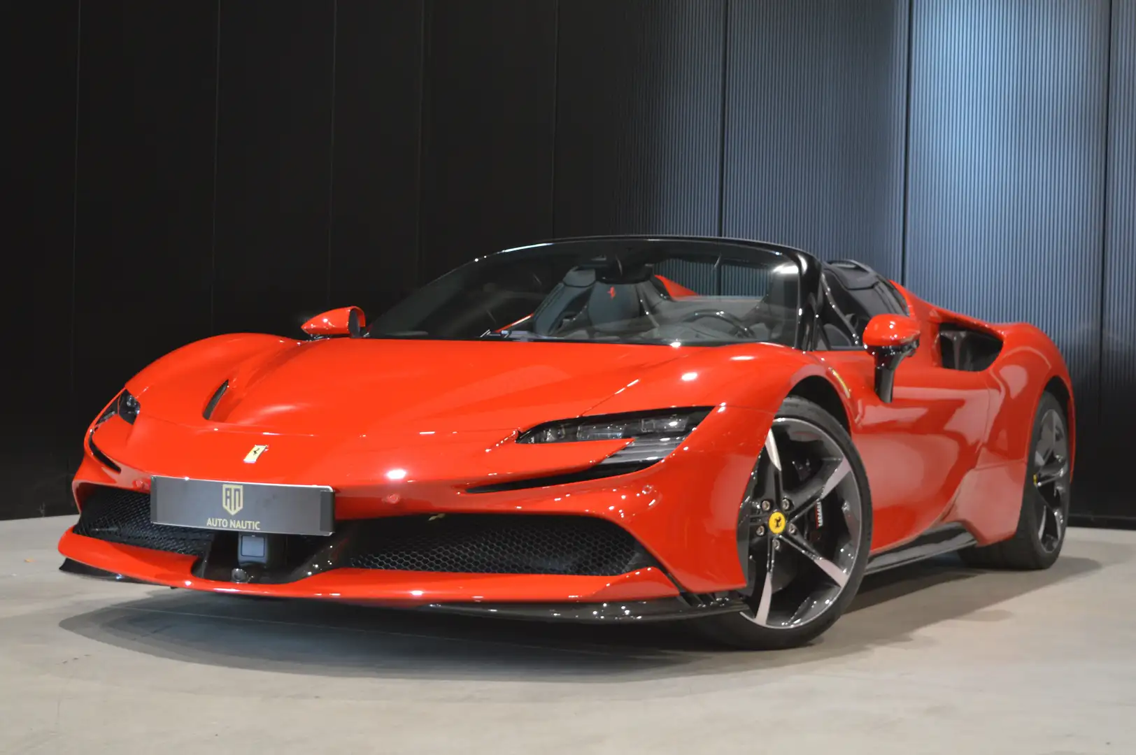 Ferrari SF90 Spider 4.0 Turbo V8 1.000 ch Pack carbonne - Neuf Rouge - 1