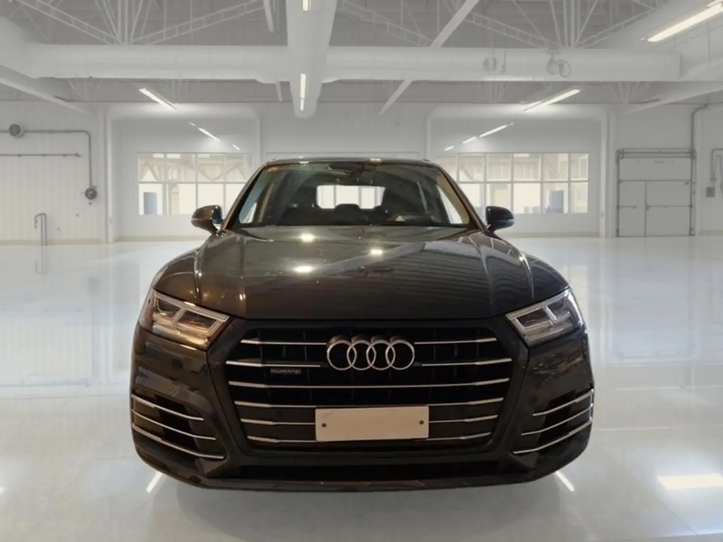 Audi Q5 55 TFSI e Business quattro S tronic - 2