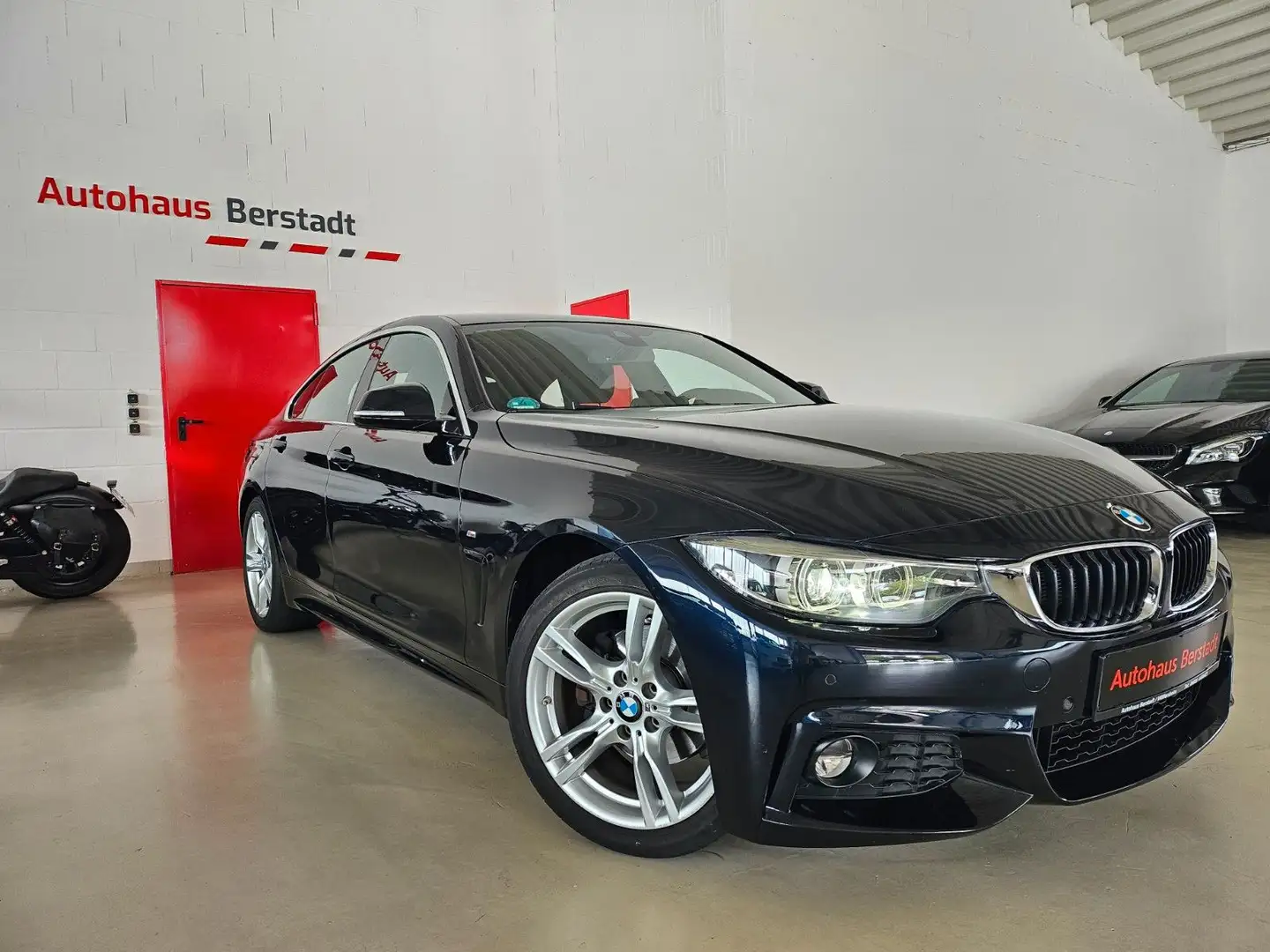 BMW 420 420d Gran Coupé M-SPORTPAKET*NAVI*KAMERA*LED*PDC Zwart - 1