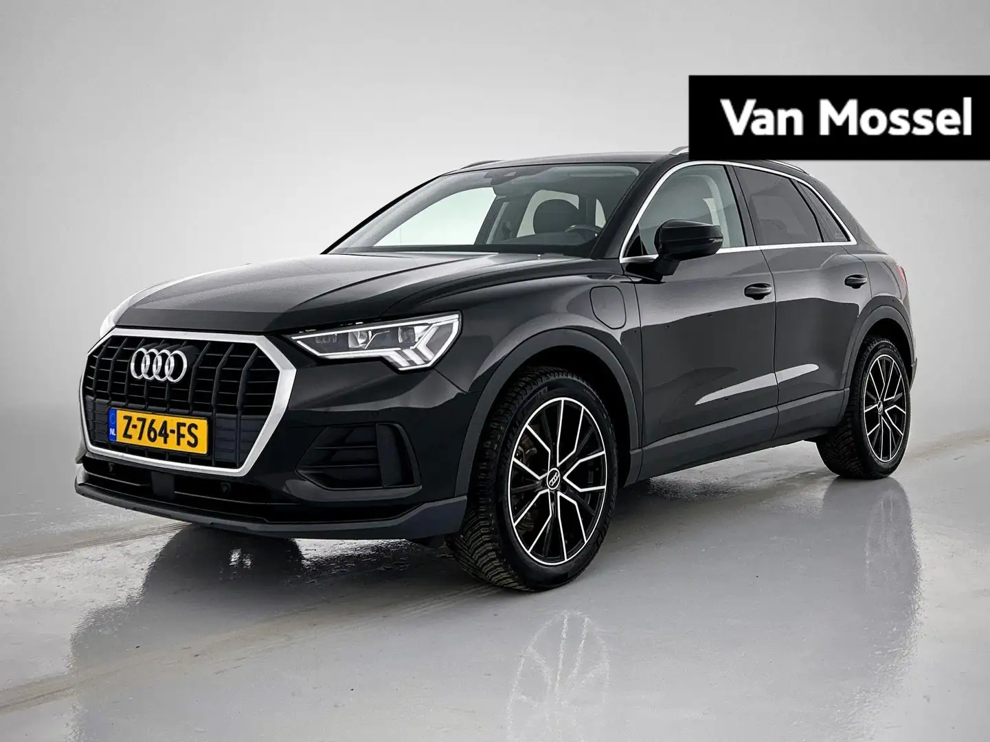 Audi Q3 45 TFSI e edition 245 PK | Automaat | Adaptive Cru Zwart - 1