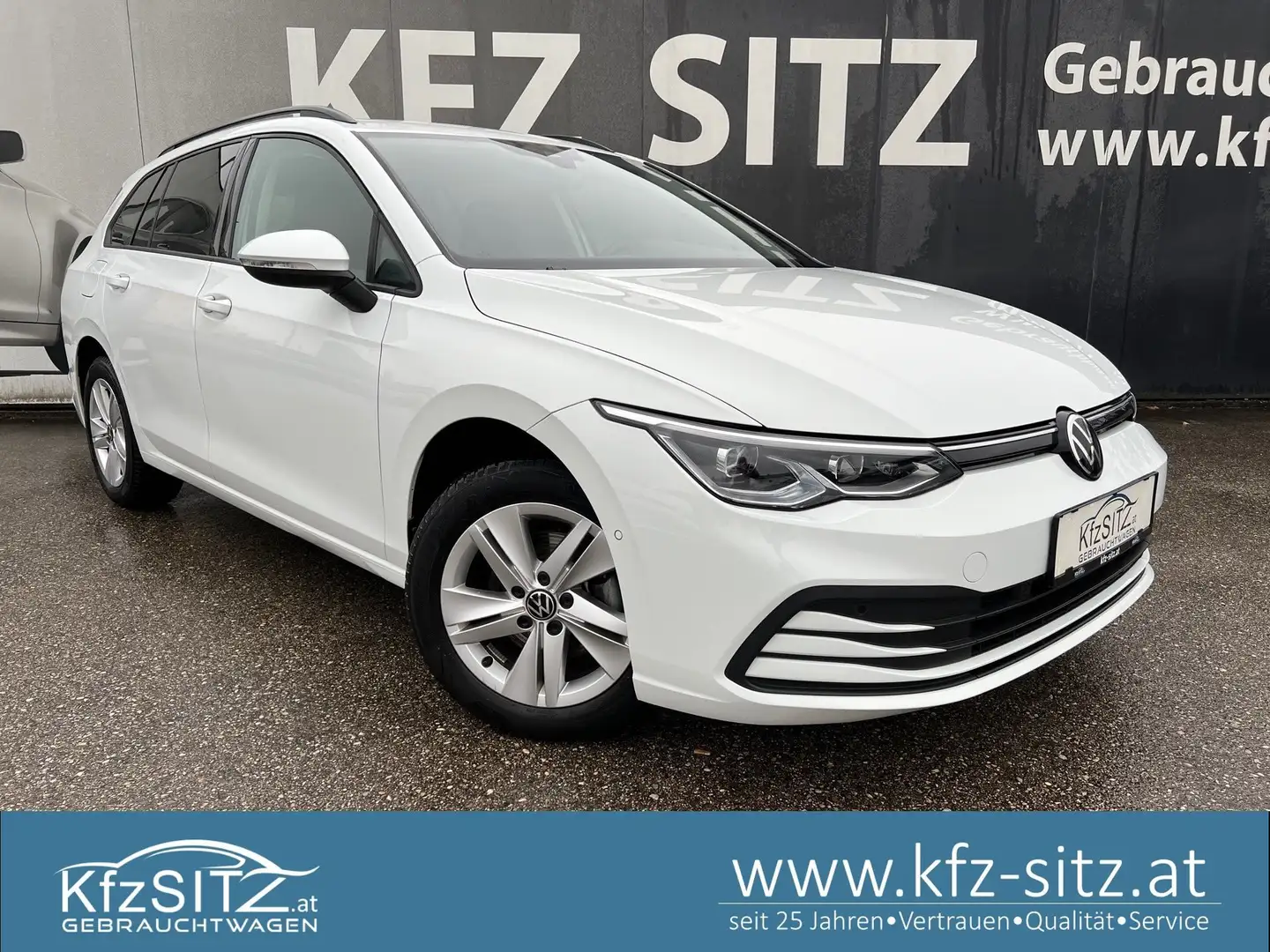 Volkswagen Golf Variant 1,5 TSI Life | VOLL-LED Weiß - 1