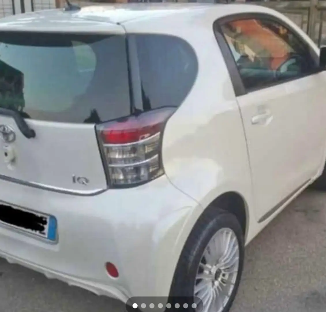 Toyota iQ 1.0 Lounge (high) - 1