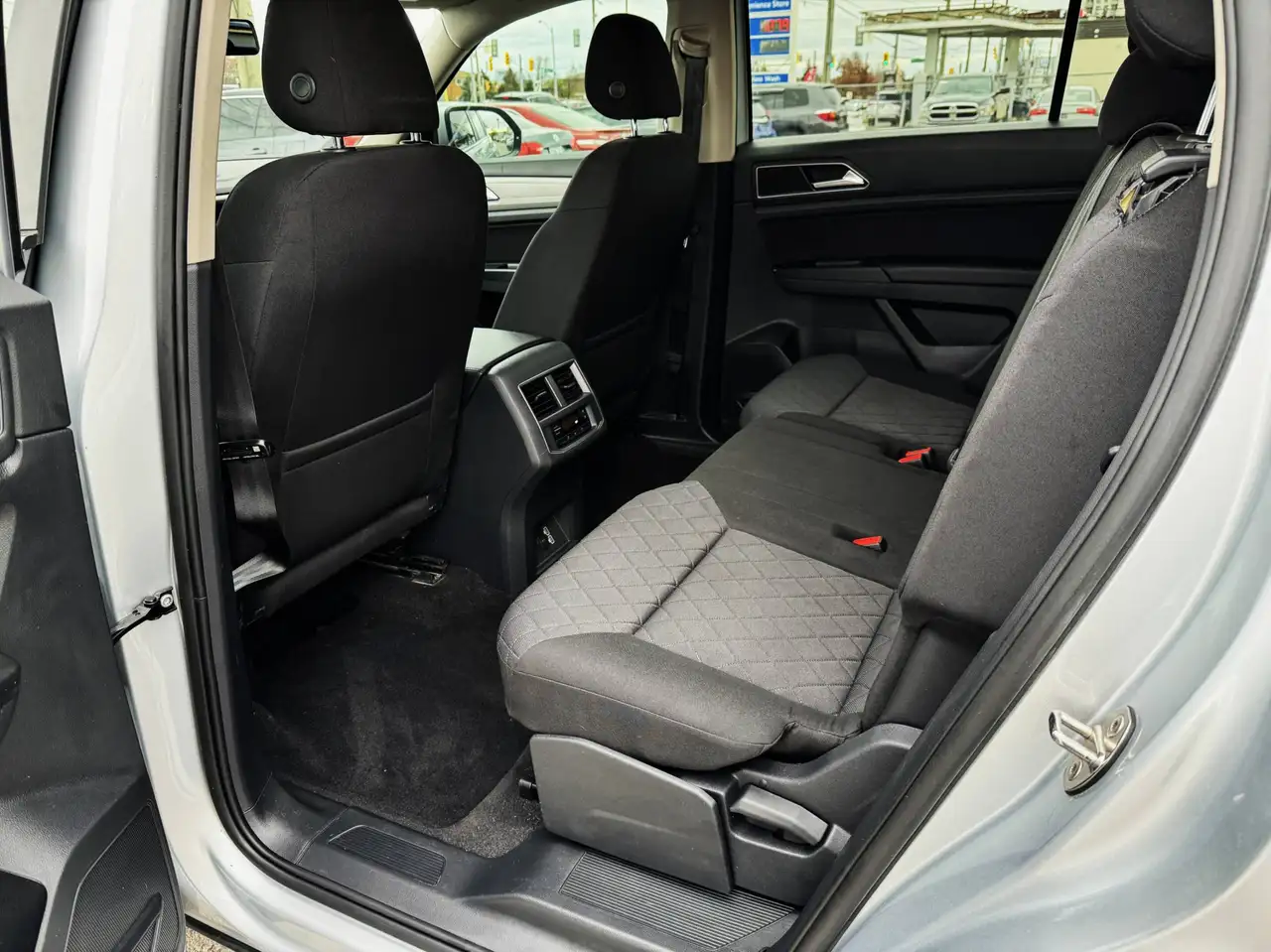 Volkswagen Atlas снимка Volkswagen Atlas