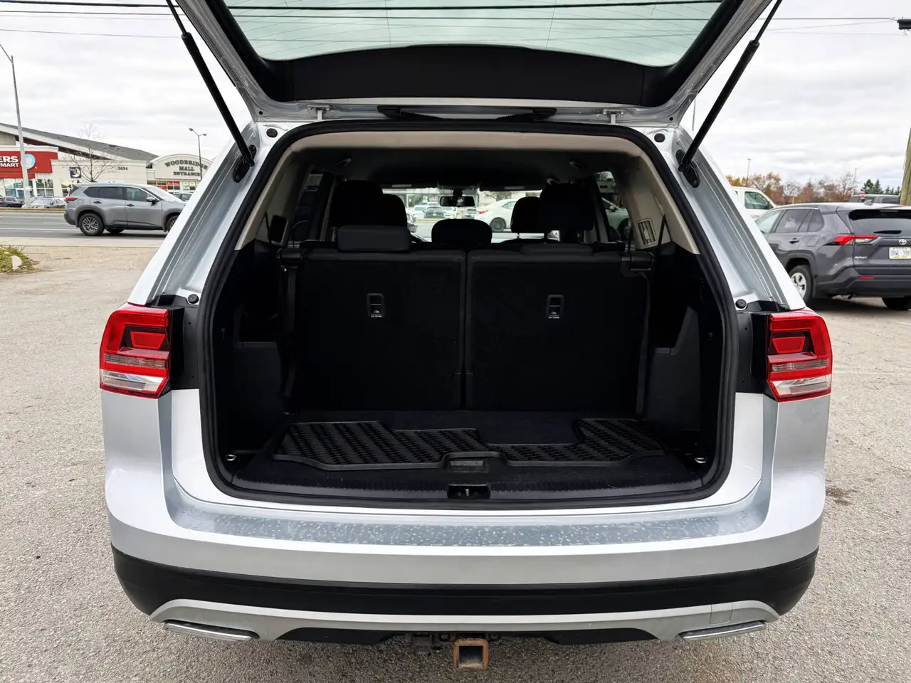Volkswagen Atlas снимка Volkswagen Atlas