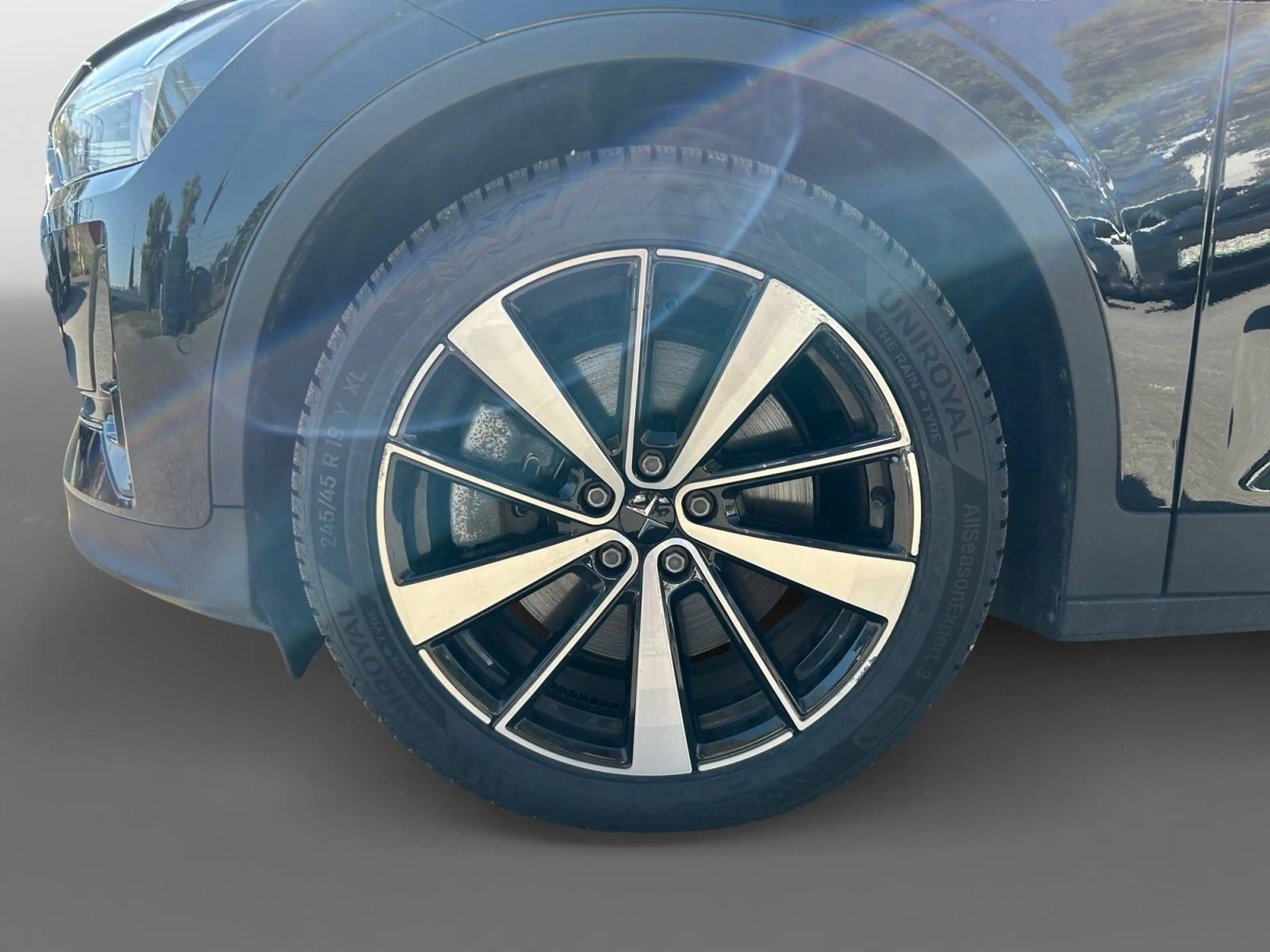 Polestar 2 Long Range Single — photo 9