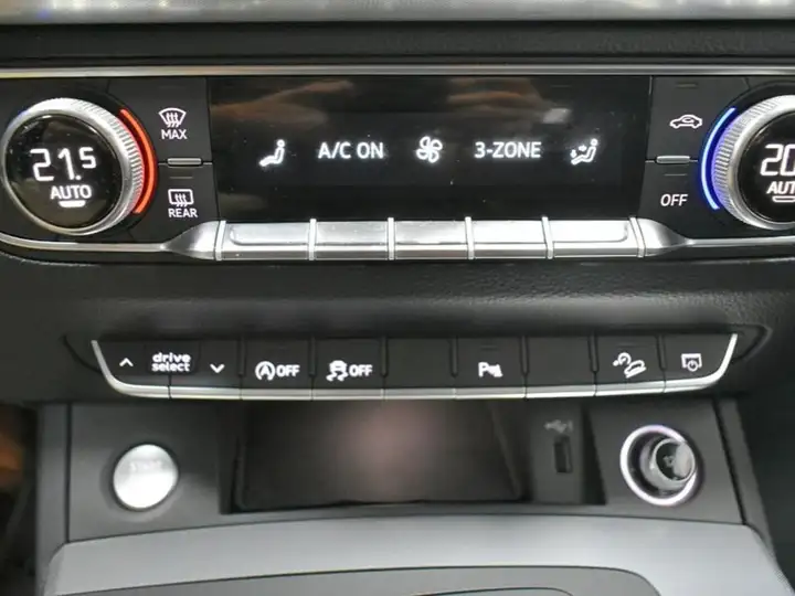 Audi Q5 2.0 40 TDI quattro ultra S tronic S line 2020, foto 18