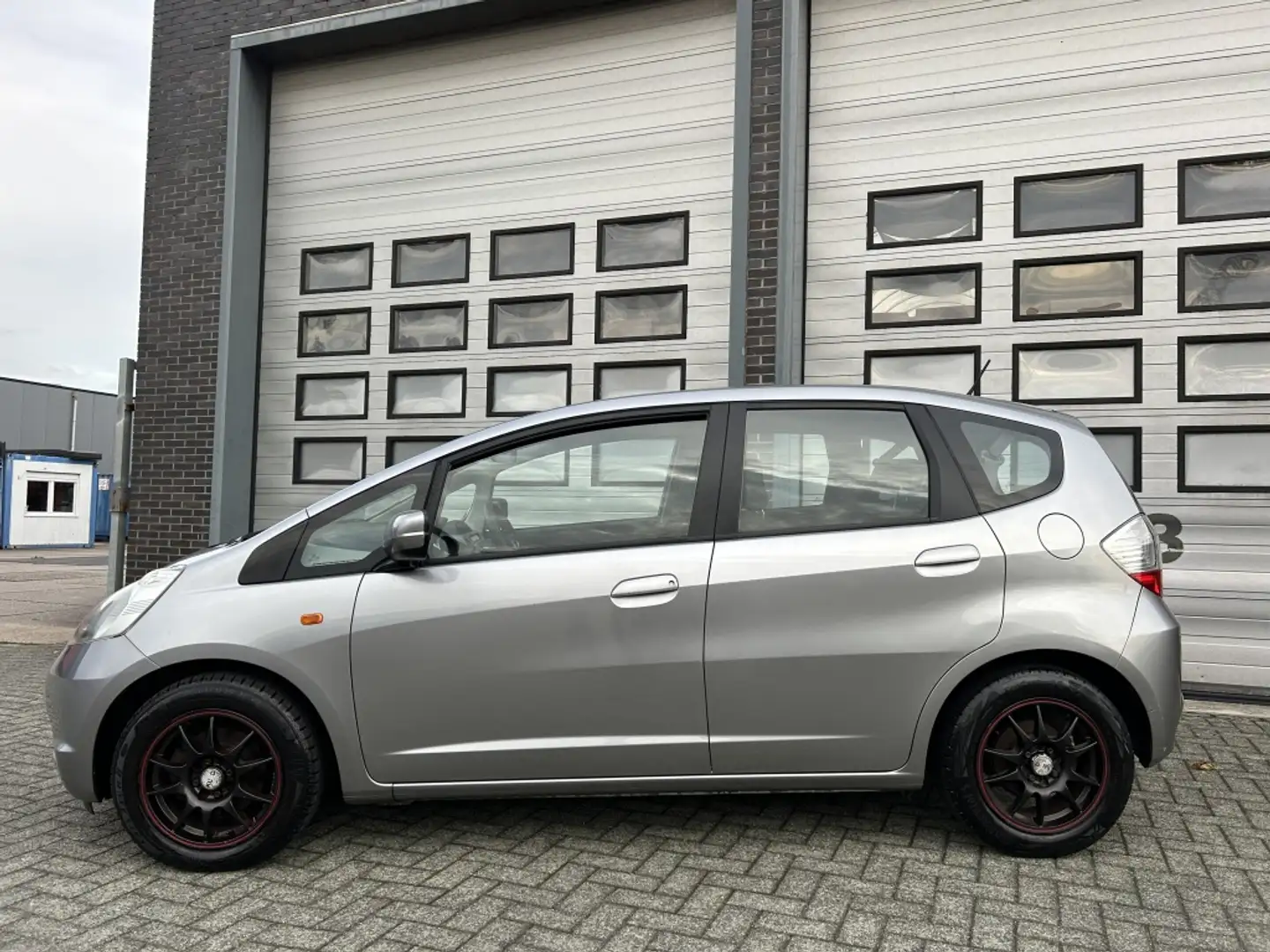 Honda Jazz 1.2 Trend Airco Rijdt super! NWE Apk NAP! Gris - 2