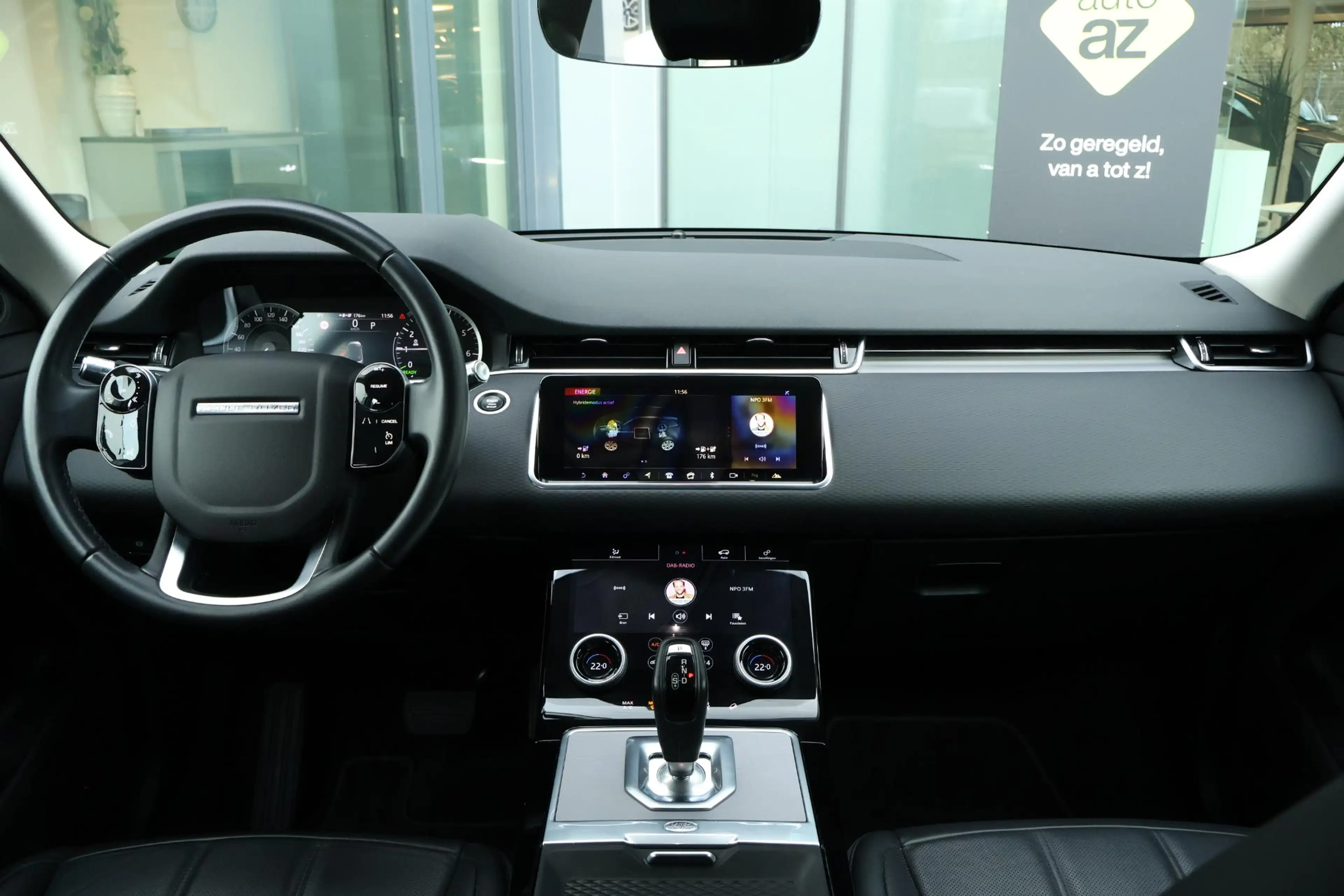 Land Rover Range Rover Evoque 1.5 P300e AWD R-Dynamic / DAB / Camera / Carplay — photo 14